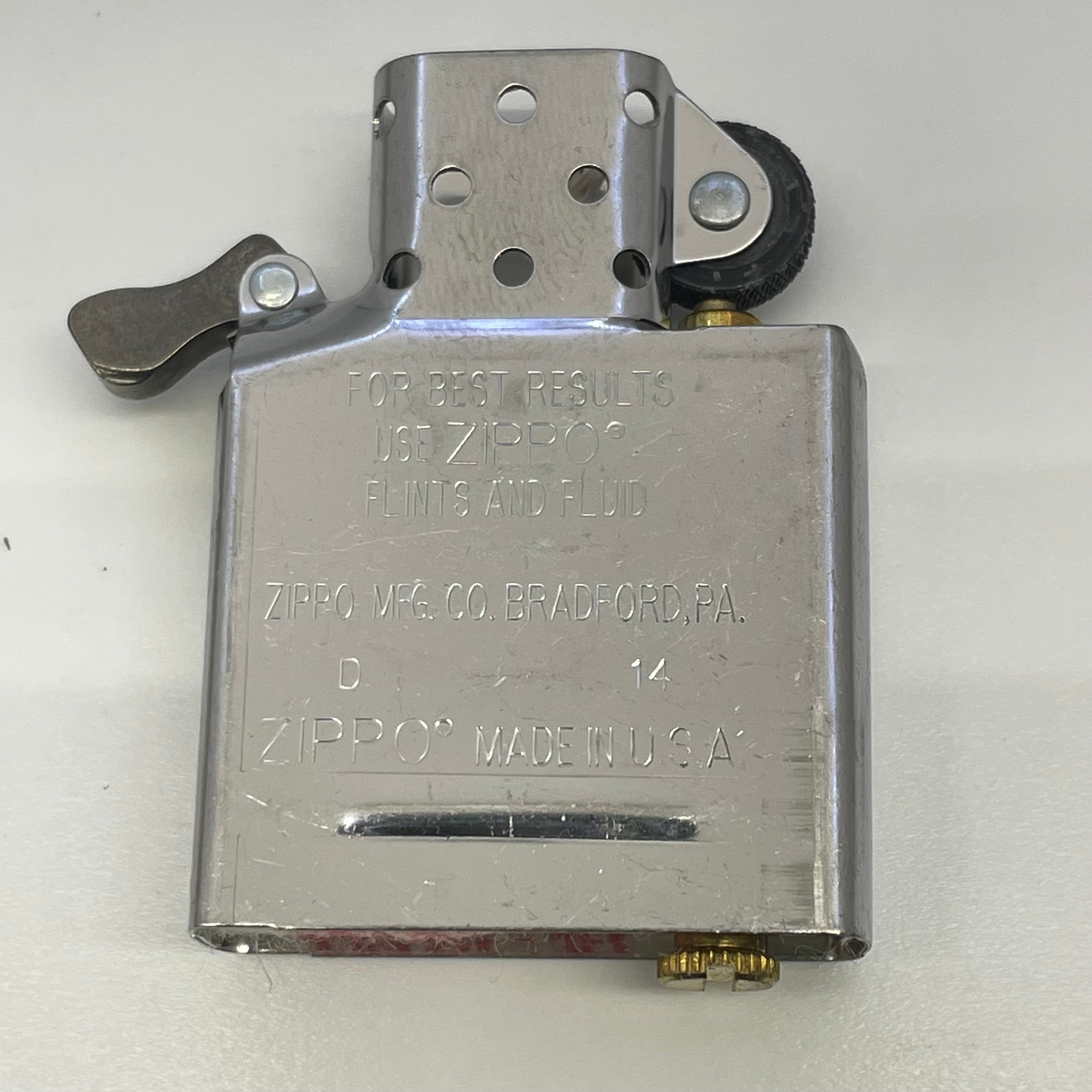 Zippo _Peaceオイルライター _2015年製_未使用品