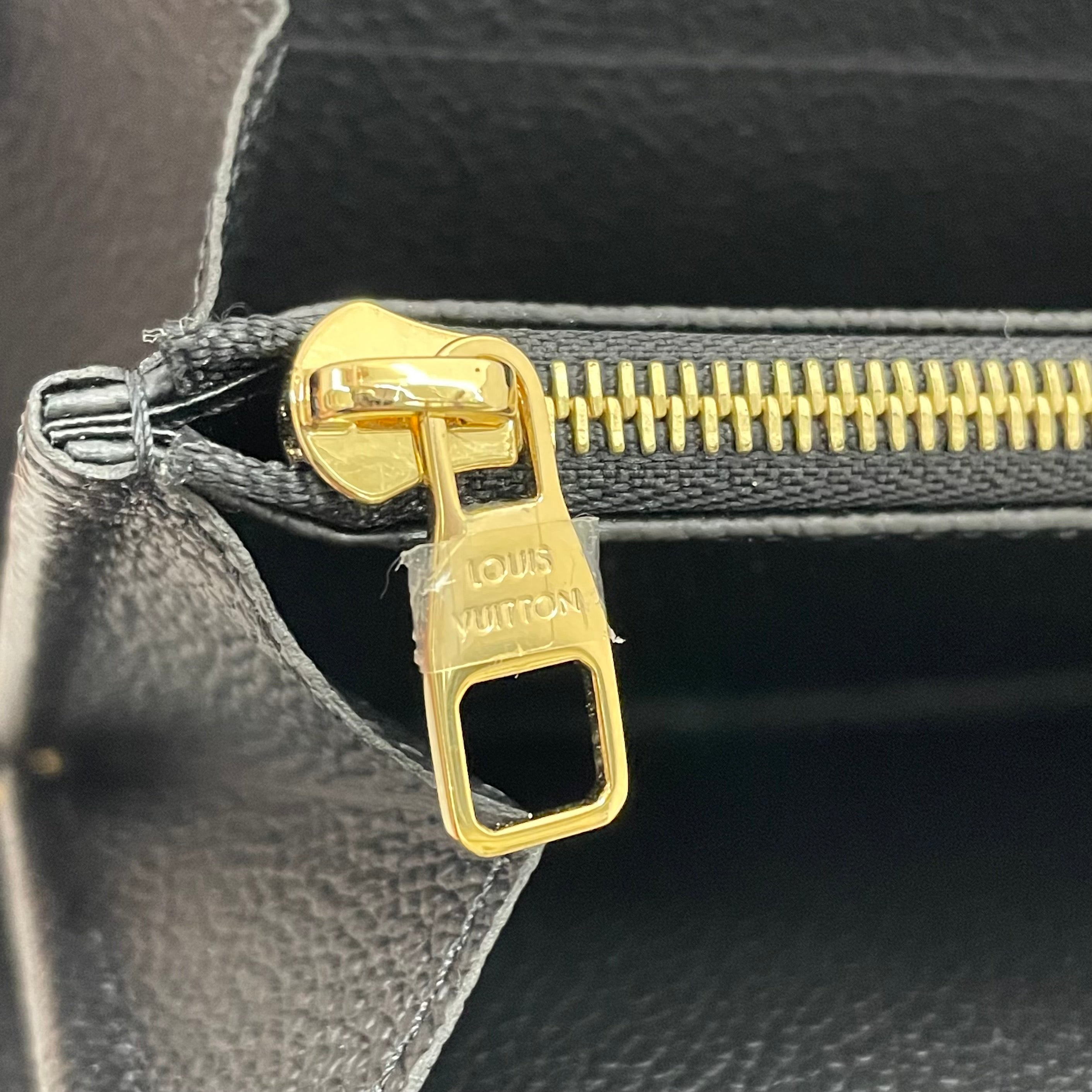 【送料無料】_ LOUIS VUITTON_(ルイヴィトン)_モノグラムアンプラント _ジッピーウォレット _M61864 _未使用品