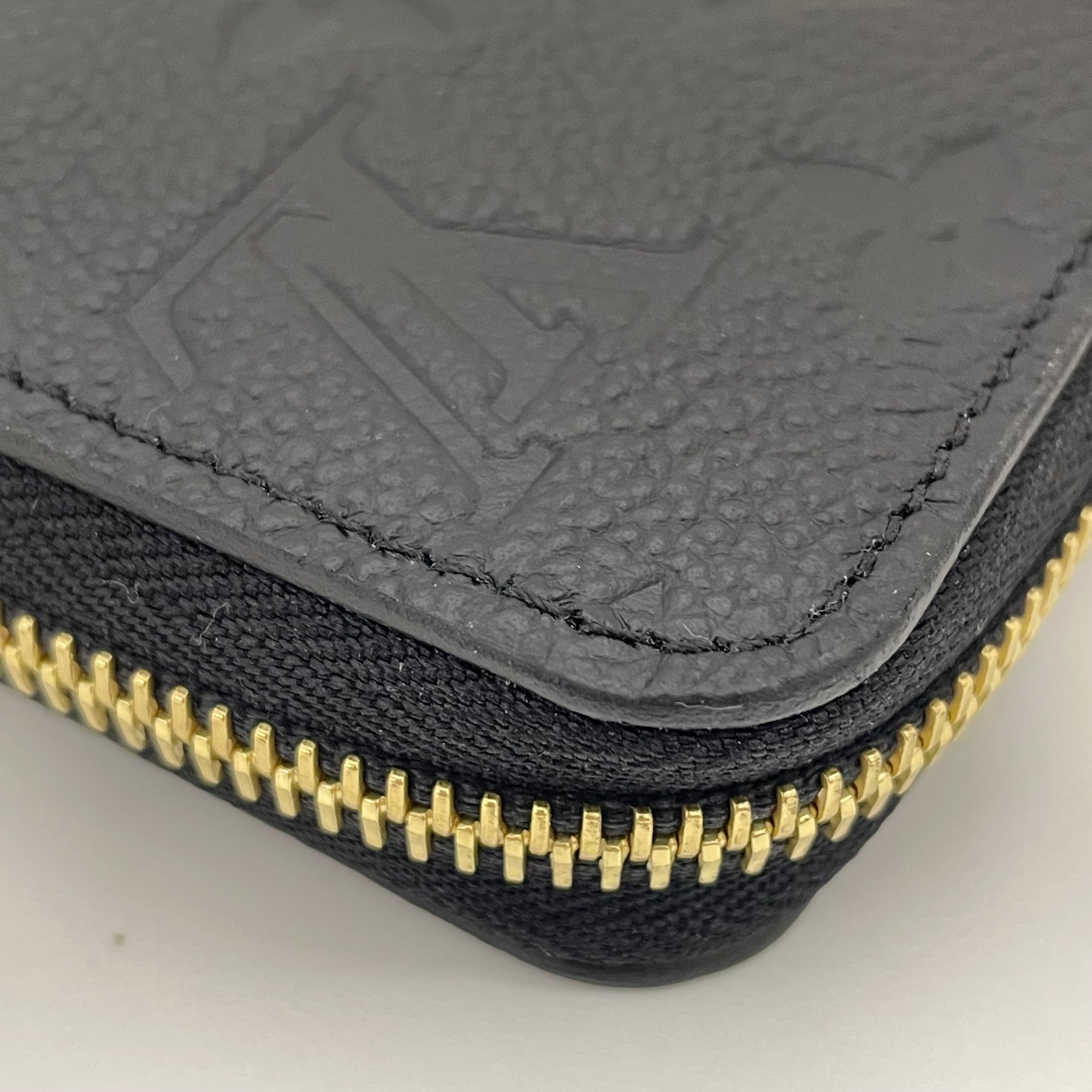 【送料無料】_ LOUIS VUITTON_(ルイヴィトン)_モノグラムアンプラント _ジッピーウォレット _M61864 _未使用品