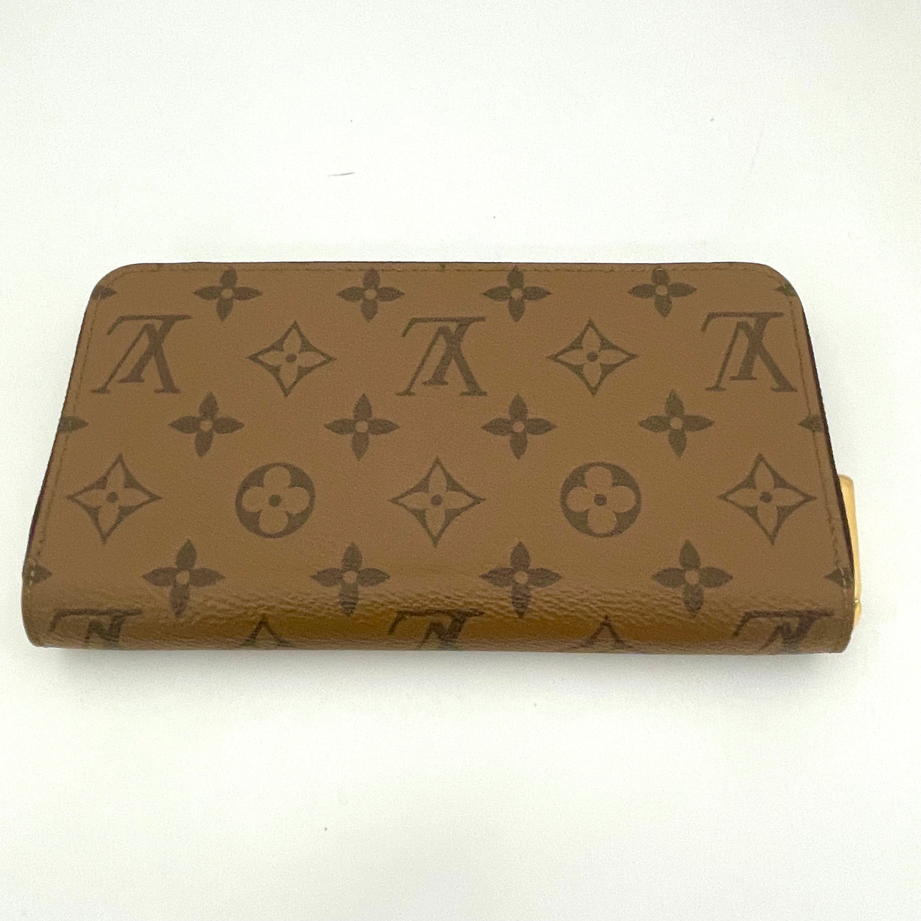 【送料無料】_ LOUIS VUITTON_(ルイヴィトン) _モノグラム・リバース ジッピーウォレット_ M82444 _中古品