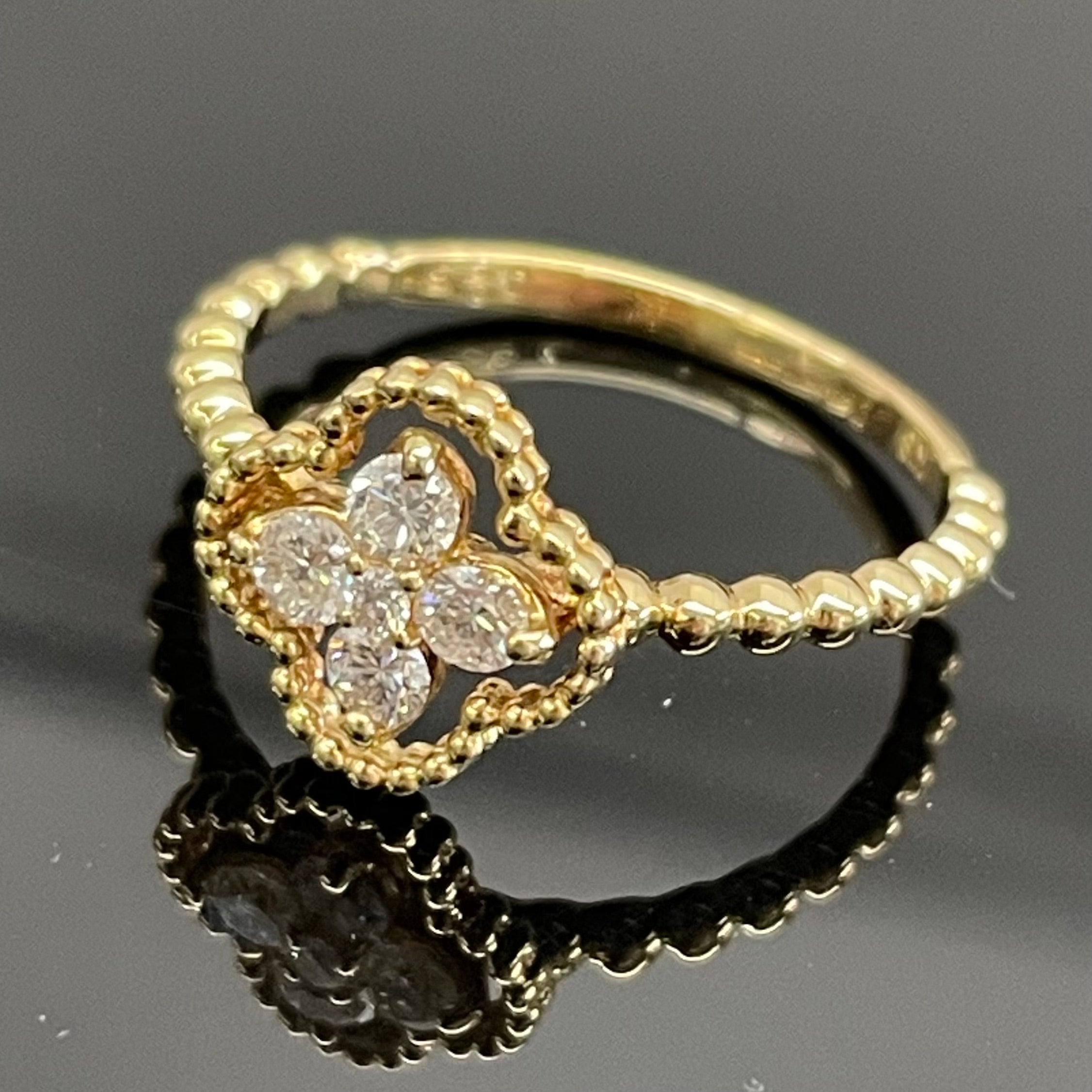 【送料無料】_ ノンブランド _K18ダイヤモンドリング_ FD0.25ct/2.1g _中古品