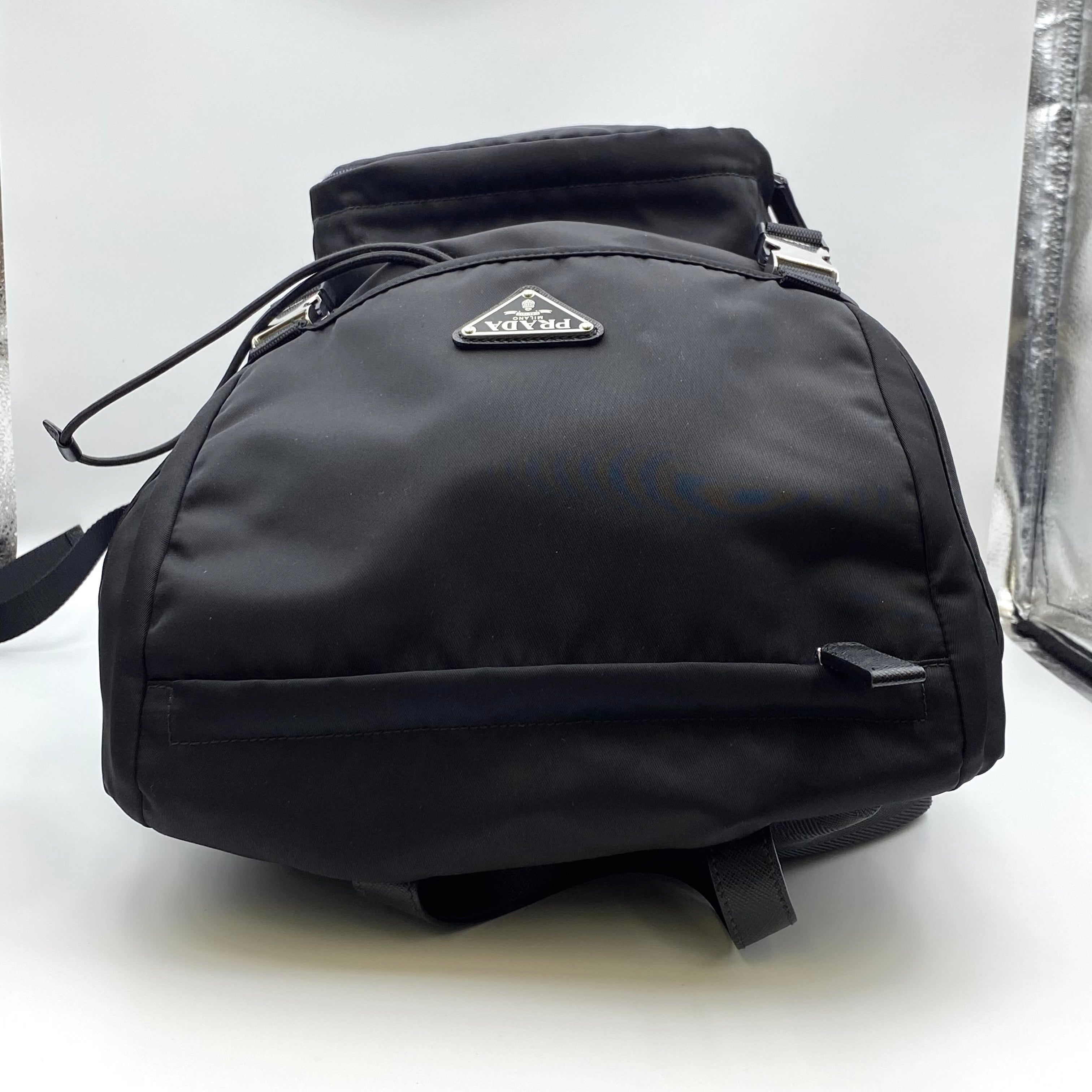 【送料無料】_PRADA_(プラダ)_テスート(ナイロン)×サフィアーノ_2VZ135 バックパック リュック_中古品