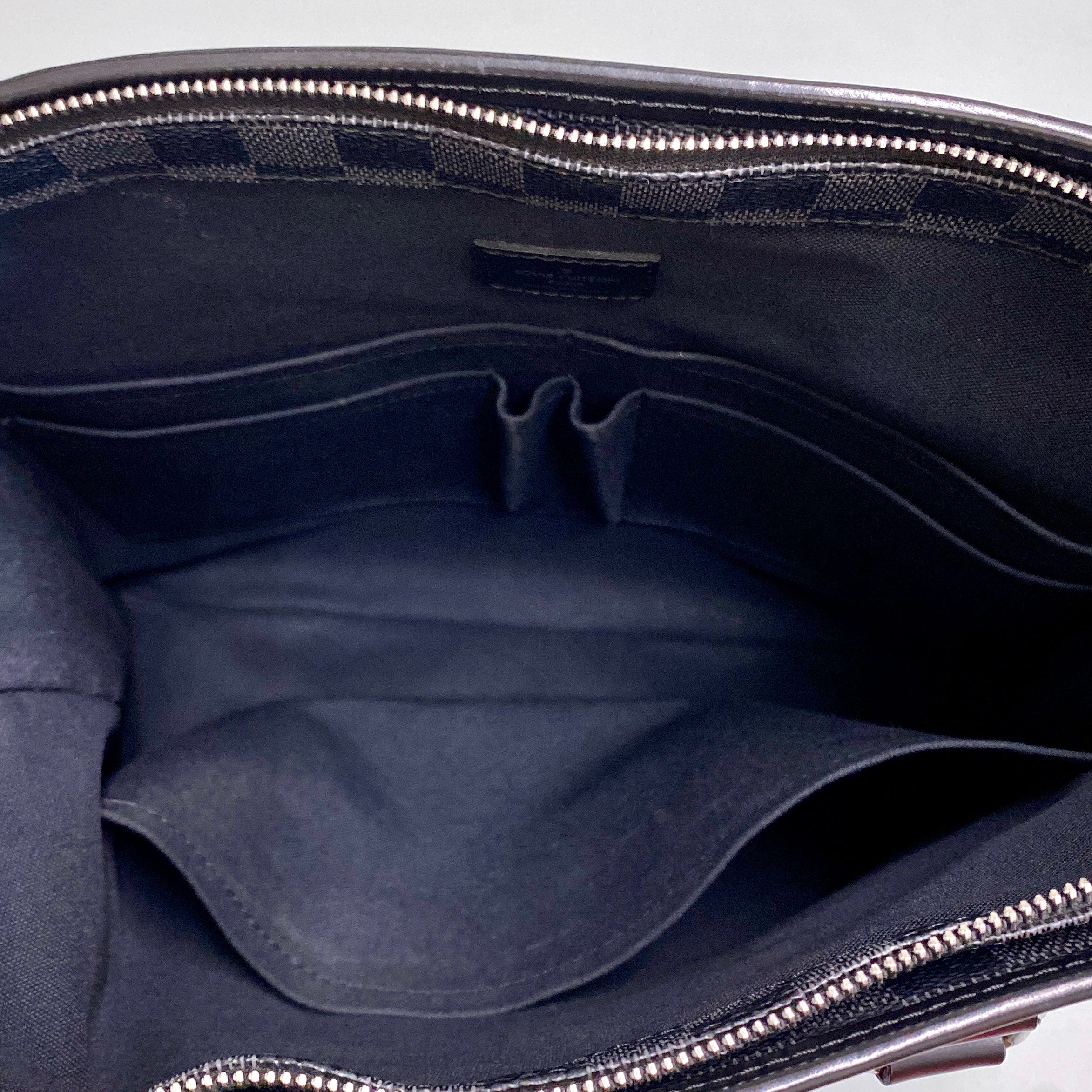 【送料無料】_ LOUIS VUITTON_(ルイヴィトン)_ダミエグラフィット_ タダオPM_ 本体のみ(ショルダーベルト無し)_N41259_ 中古品