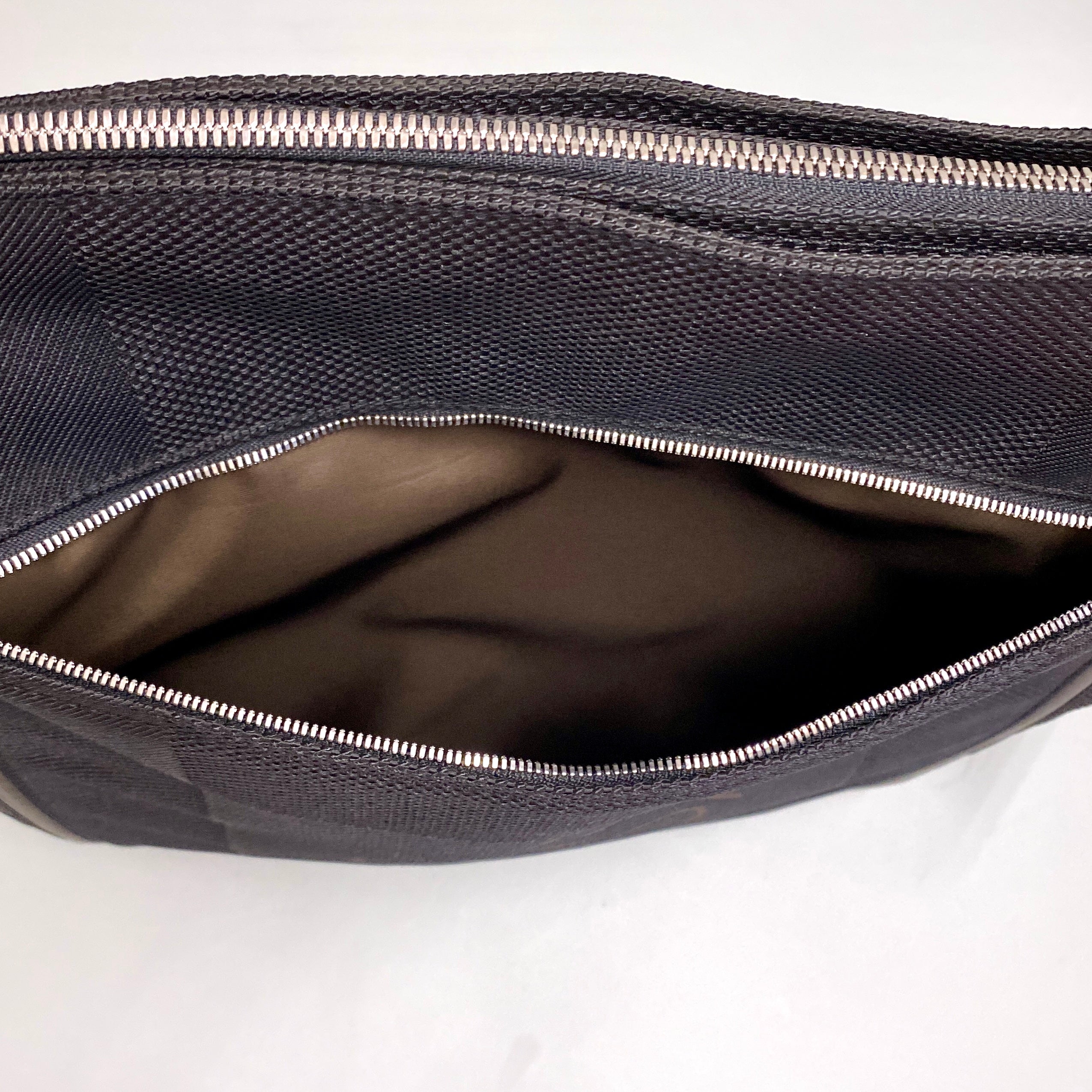 【送料無料】_ LOUIS VUITTON_(ルイヴィトン)_ダミエジュアン_ コンパニヨン_ メンズショルダーバッグ_ M93047_ 中古品