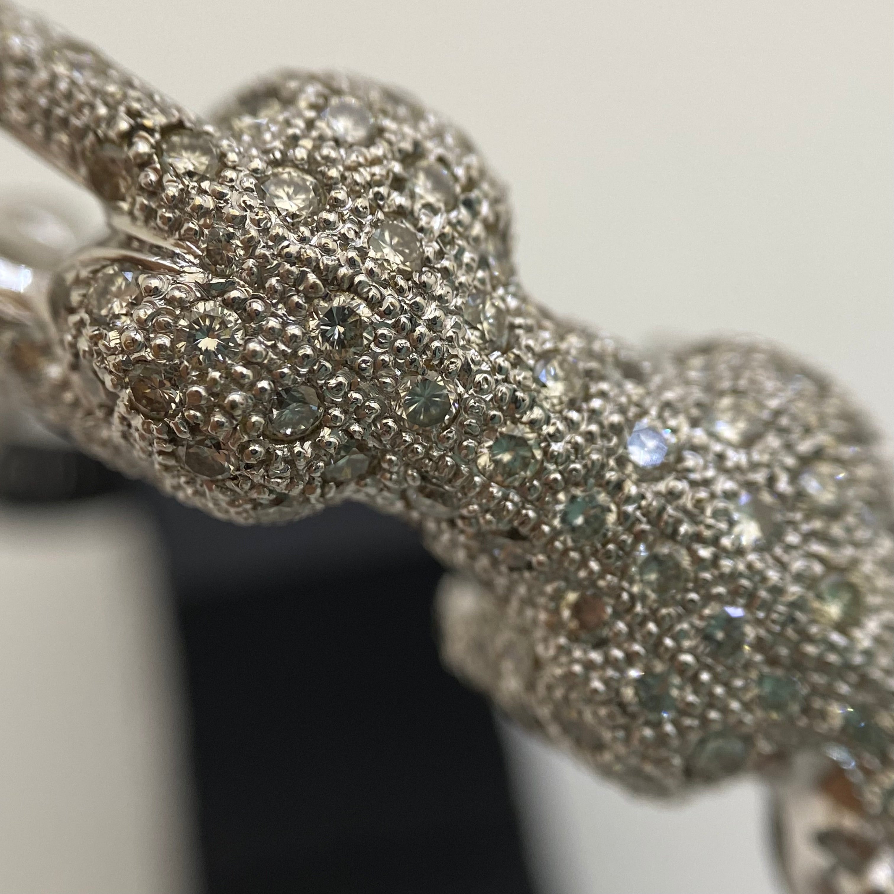 【送料無料】_ ノンブランド_K18WG/FD1.22ct _パンサーモチーフリング_中古品