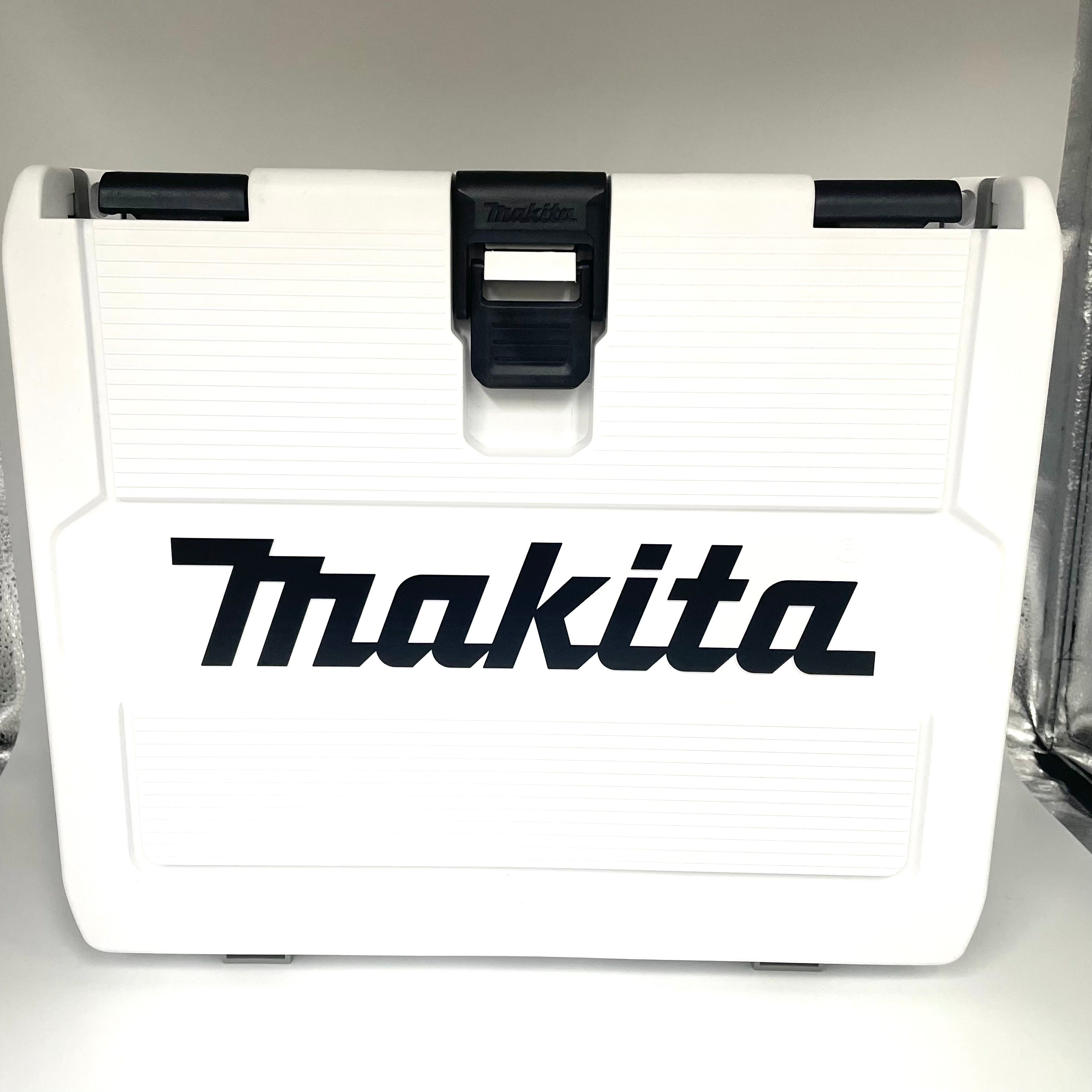 【送料無料】_ makita _(マキタ)_ 充電式インパクトドライバ_ TD149DRFX(青)_ 18V 3.0Ah (バッテリBL1830B×2本)_ 充電器DC18RF・ケース付 _未使用品