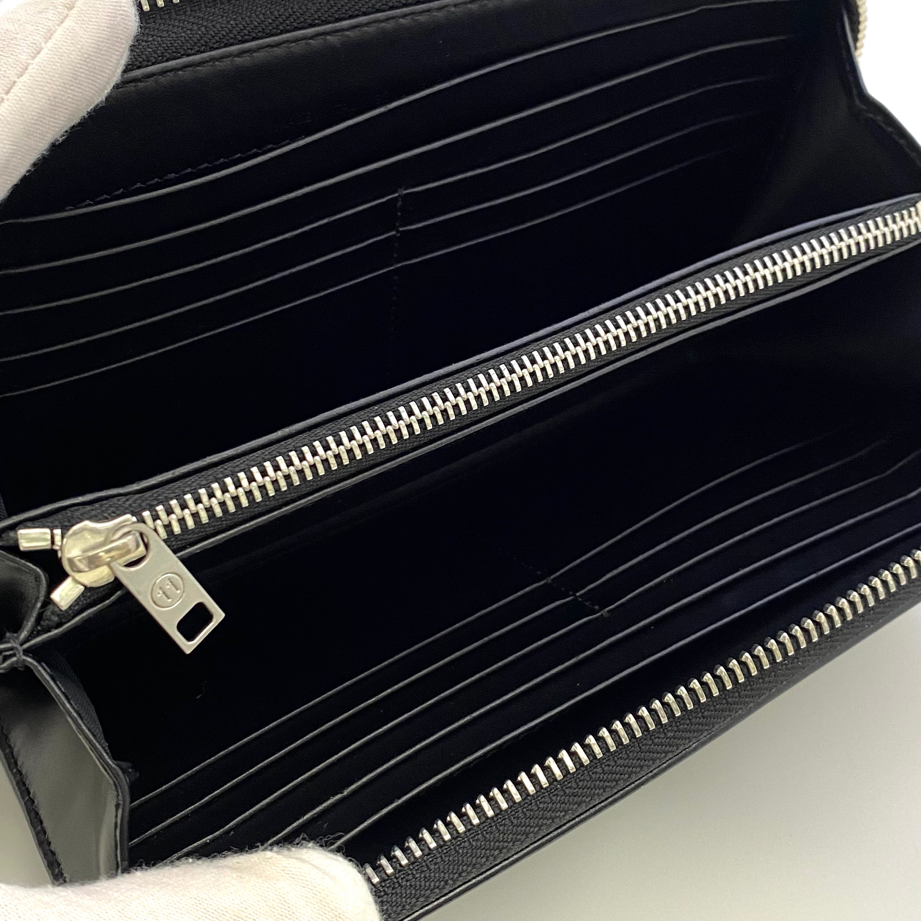 【送料無料】_Maison Margiela_(メゾンマルジェラ)_カーフスキン ブラック_S35UI0431-P2714-T8013_L字ファスナー長財布_中古品