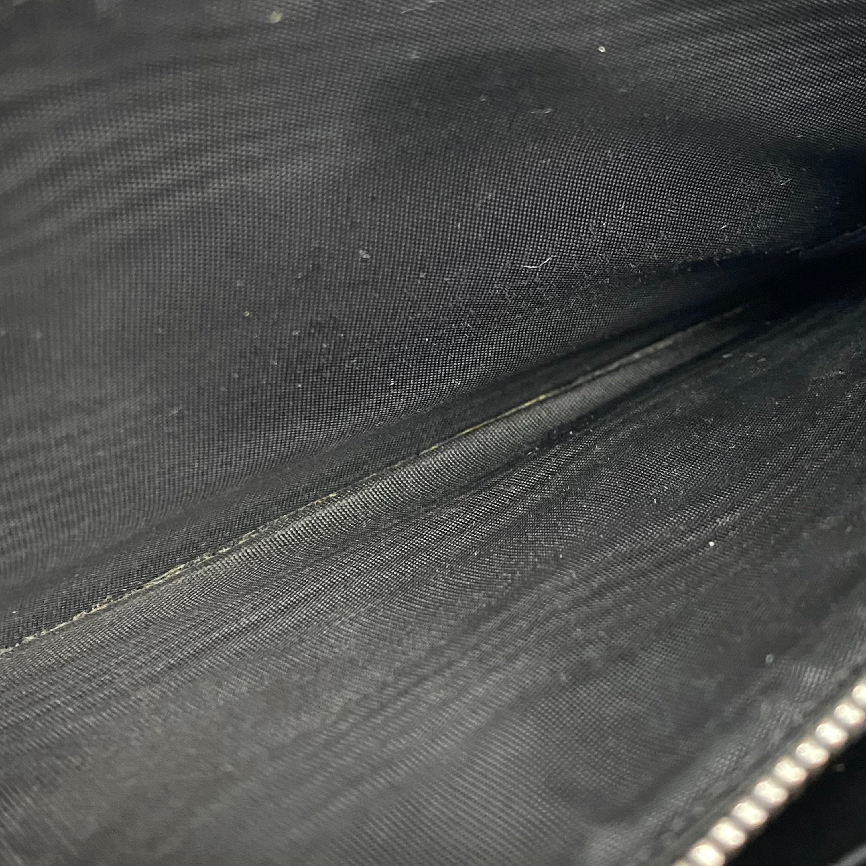 【送料無料】_Maison Margiela_(メゾンマルジェラ)_カーフスキン ブラック_S35UI0431-P2714-T8013_L字ファスナー長財布_中古品