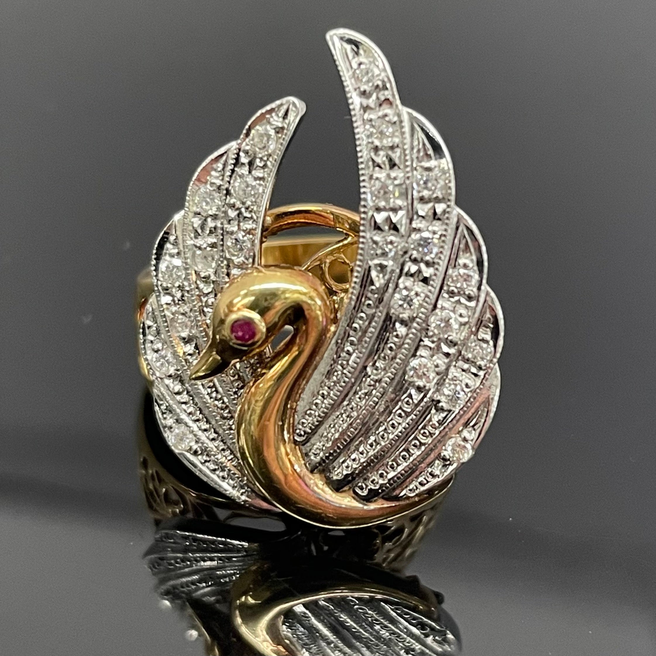 ノンブランド_ K18/Pt900_ スワンモチーフリング _ルビー/ダイヤモンド入り _中古品