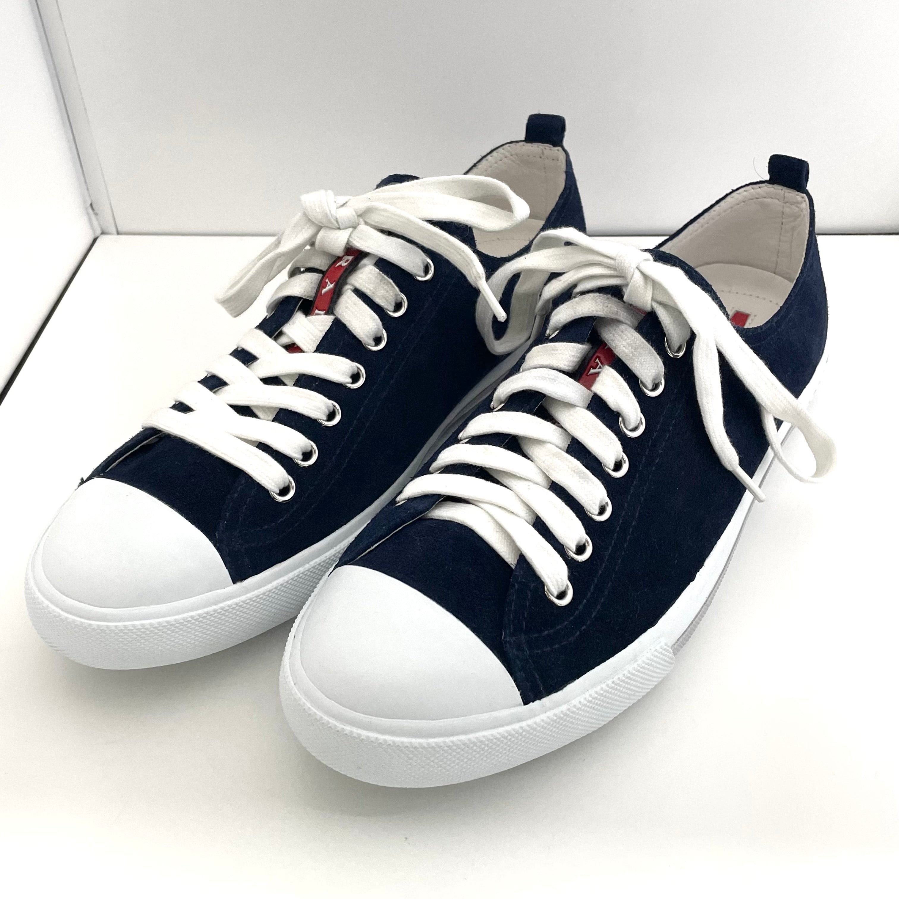 【送料無料】_ PRADA_(プラダ)_ローカット スエードスニーカー _4E2550ネイビー _サイズ7 1/2 26.5cm_ 未使用品