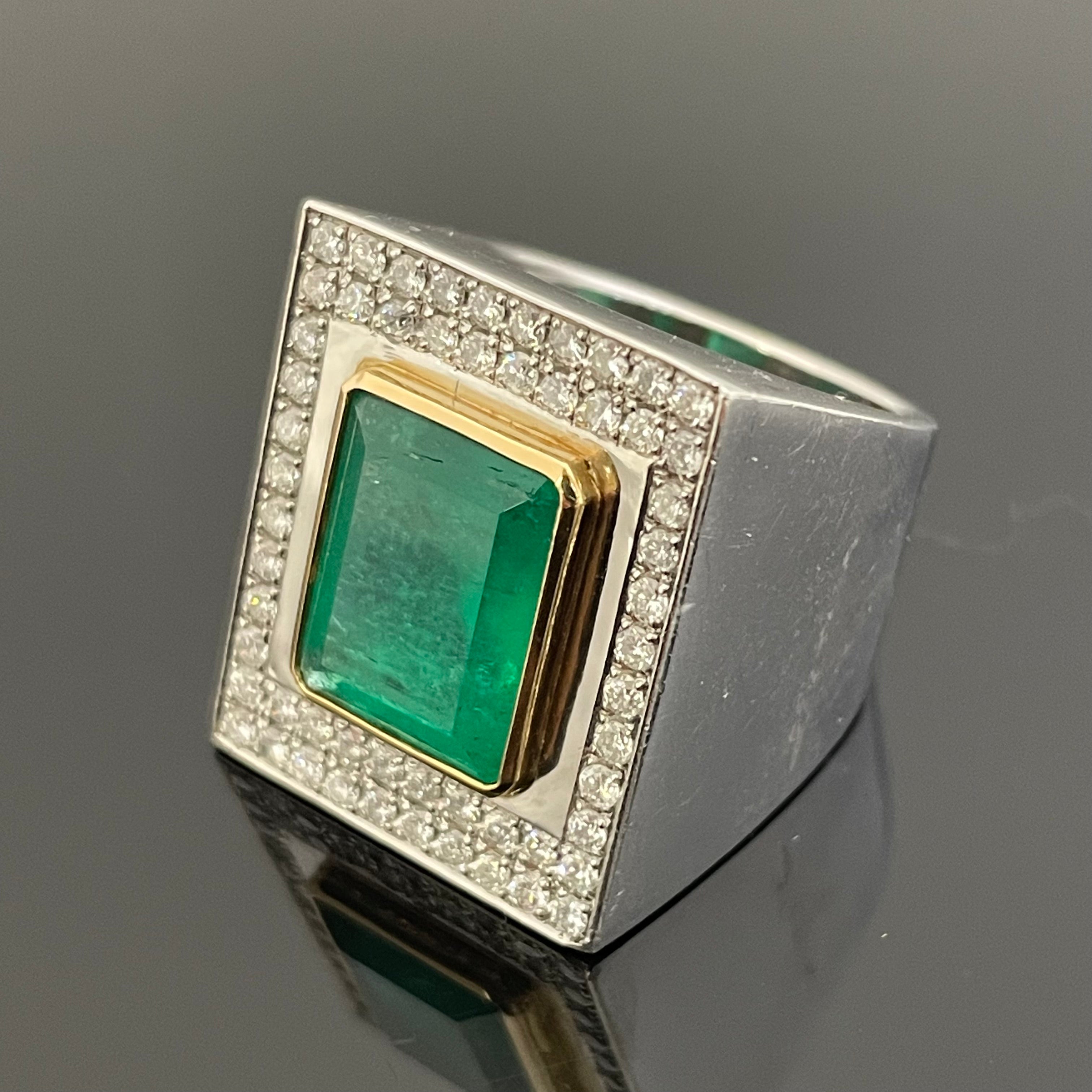 ノンブランド_Pt900/K18 _エメラルドリング_ E4.32ct/FD 0.78ct 30.8g _中古品