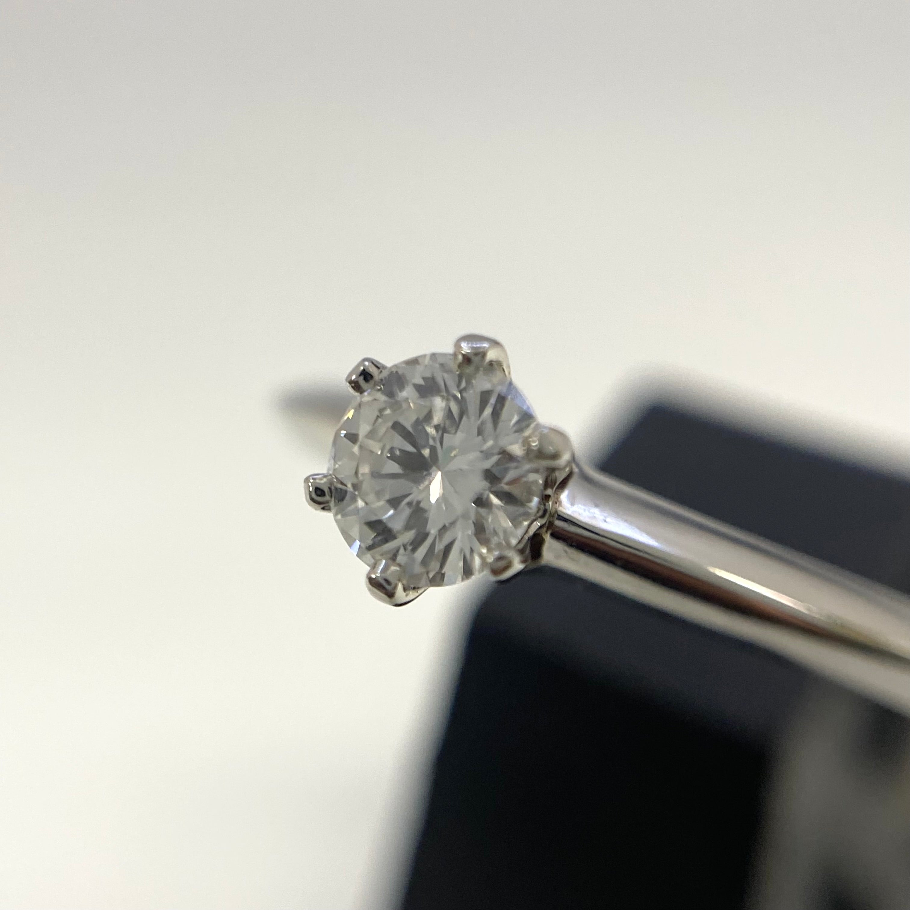 【送料無料】_TIFFANY &Co(ティファニー)_ソリティア ダイヤモンドリング_PLAT D0.24ct 2.7g_中古品