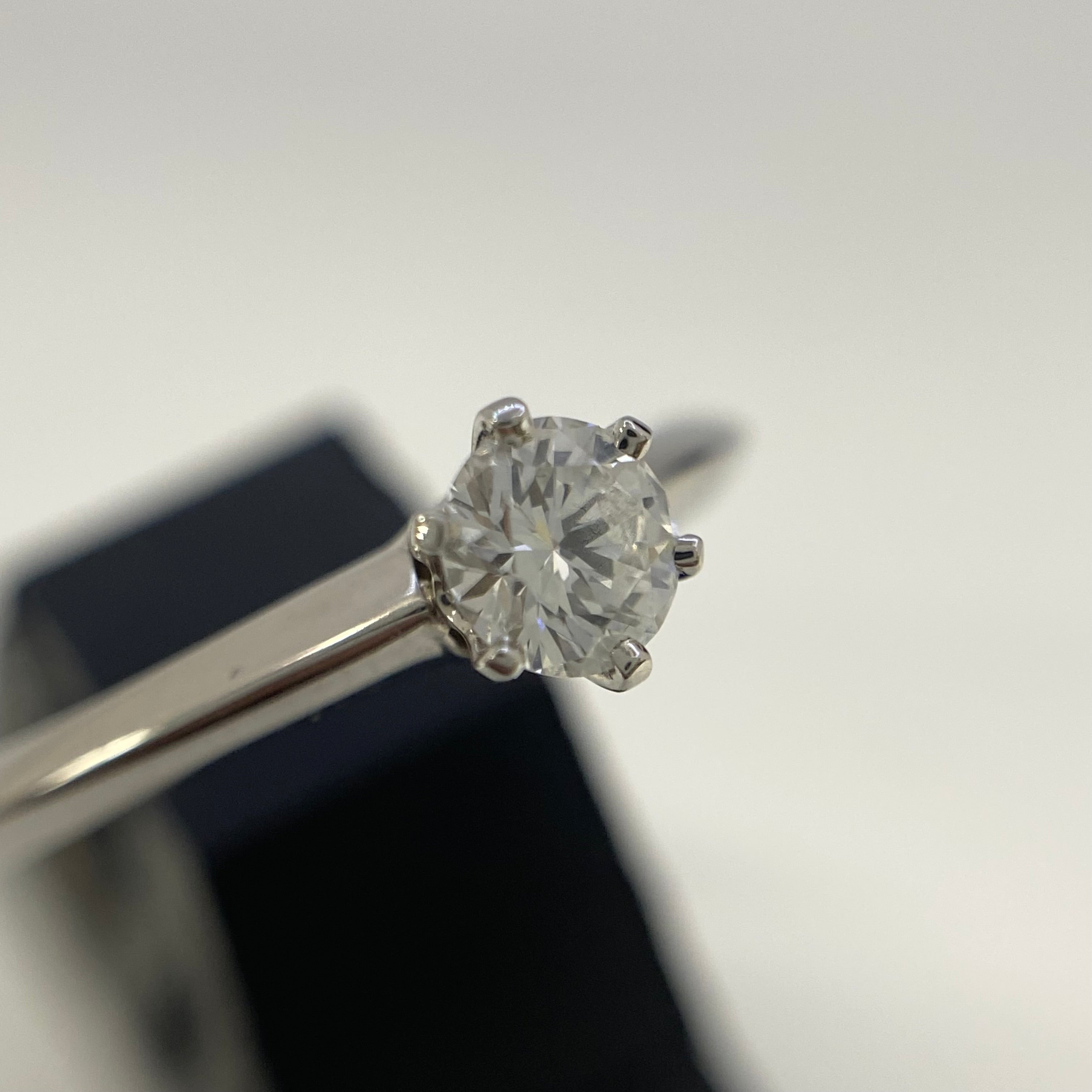 【送料無料】_TIFFANY &Co(ティファニー)_ソリティア ダイヤモンドリング_PLAT D0.24ct 2.7g_中古品