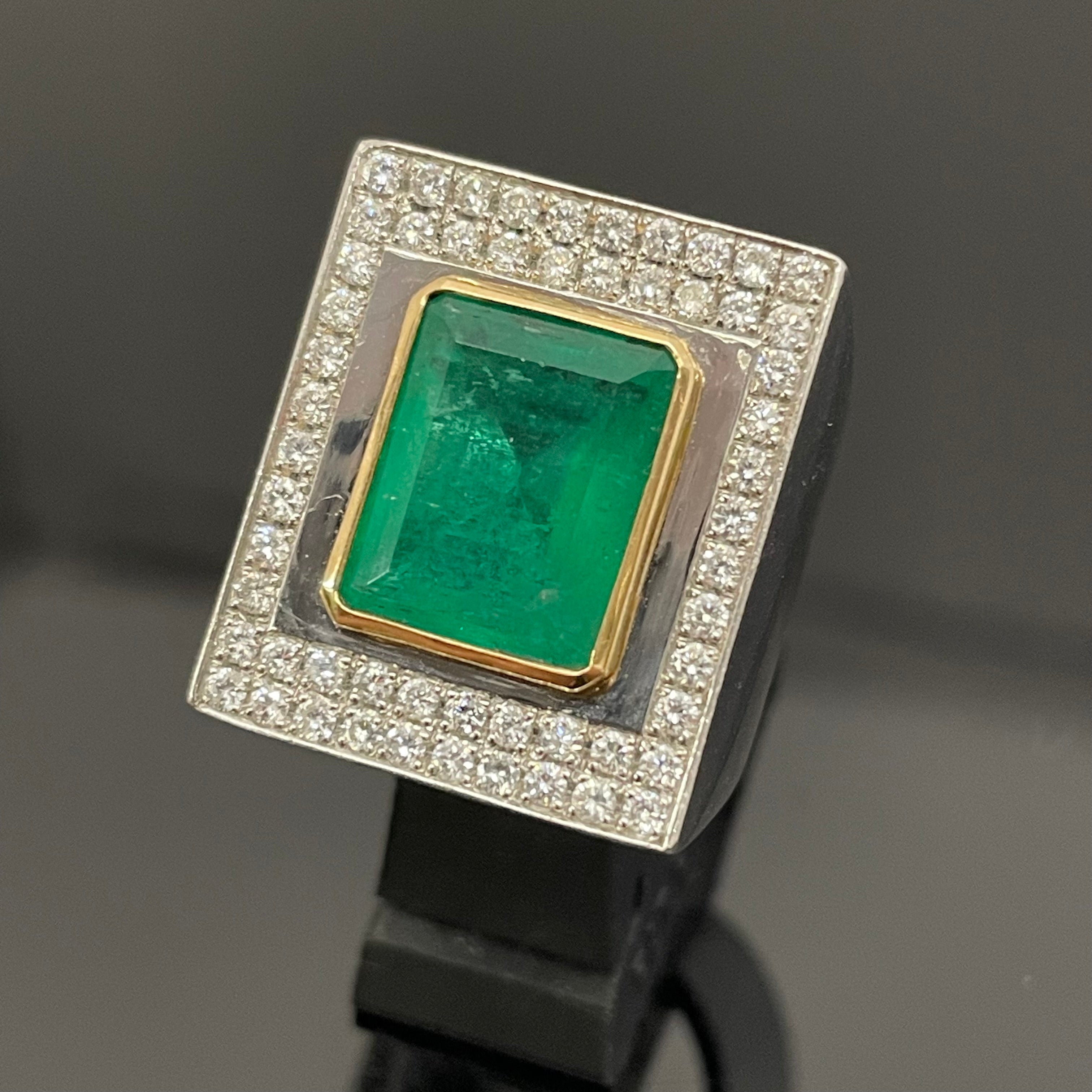 ノンブランド_Pt900/K18 _エメラルドリング_ E4.32ct/FD 0.78ct 30.8g _中古品