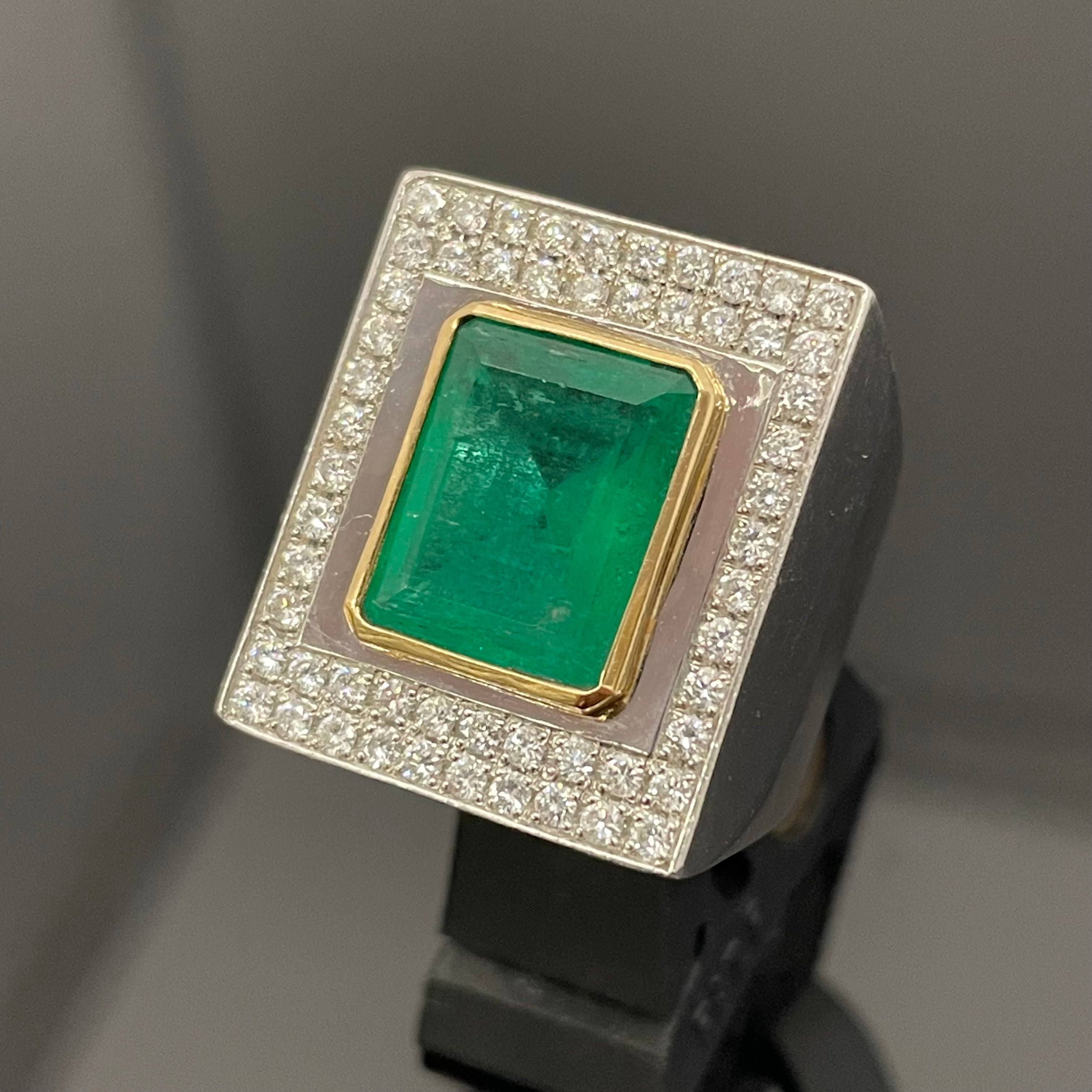 ノンブランド_Pt900/K18 _エメラルドリング_ E4.32ct/FD 0.78ct 30.8g _中古品