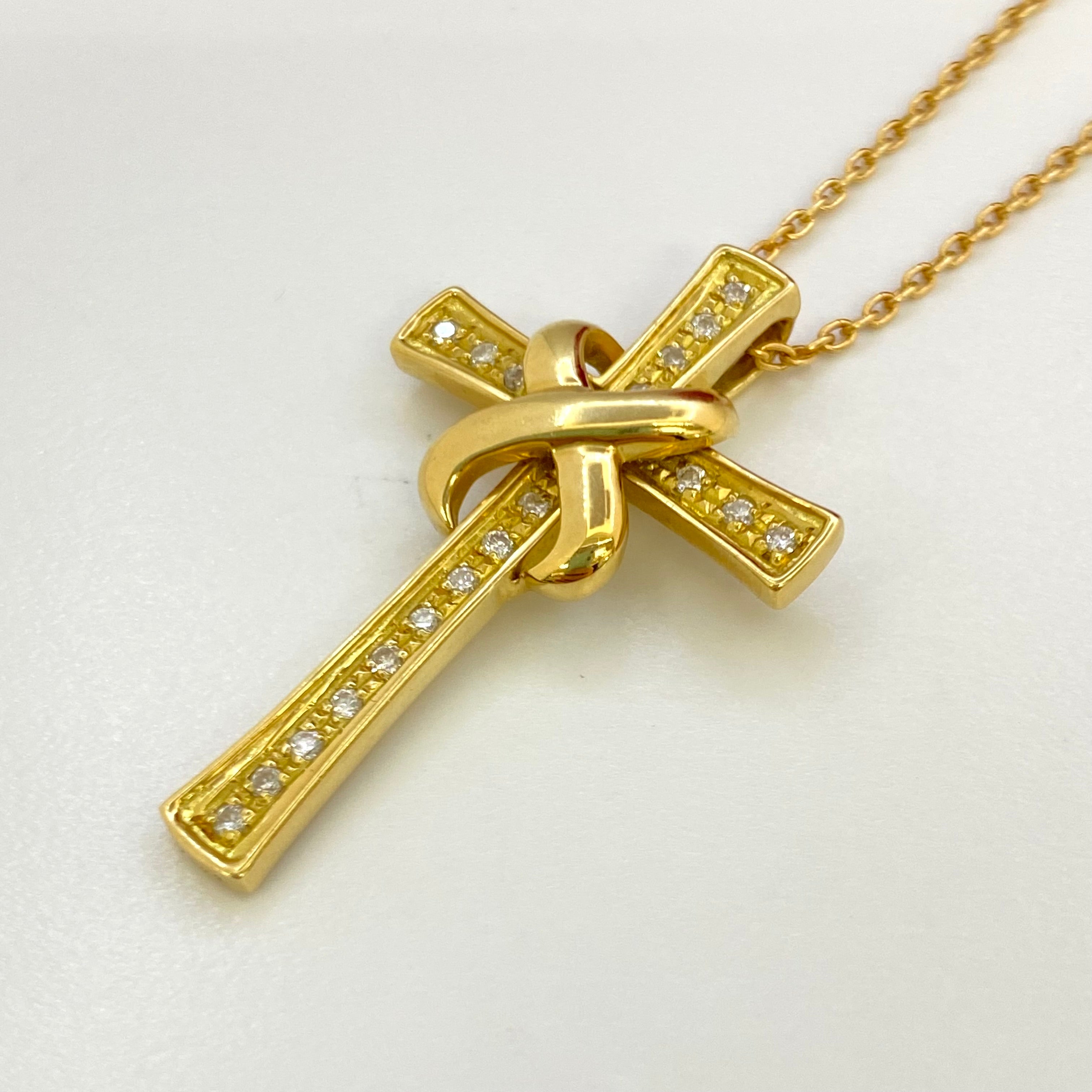 【送料無料】_ ノンブランド_K18 FD0.23ct_クロス ペンダント ネックレス7.0g_中古品