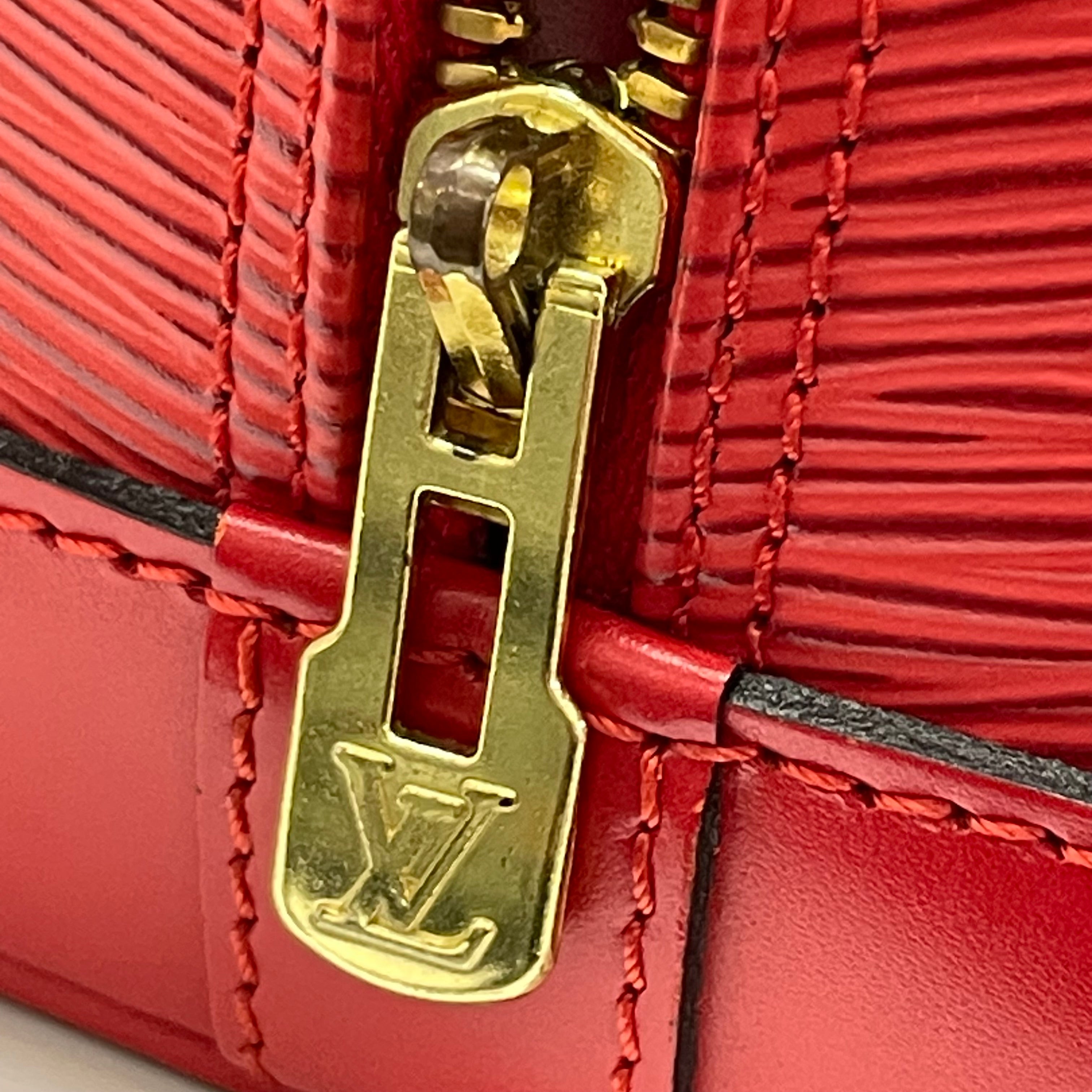 LOUIS VUITTON_(ルイヴィトン)_エピ アルマ _M52147 _中古品