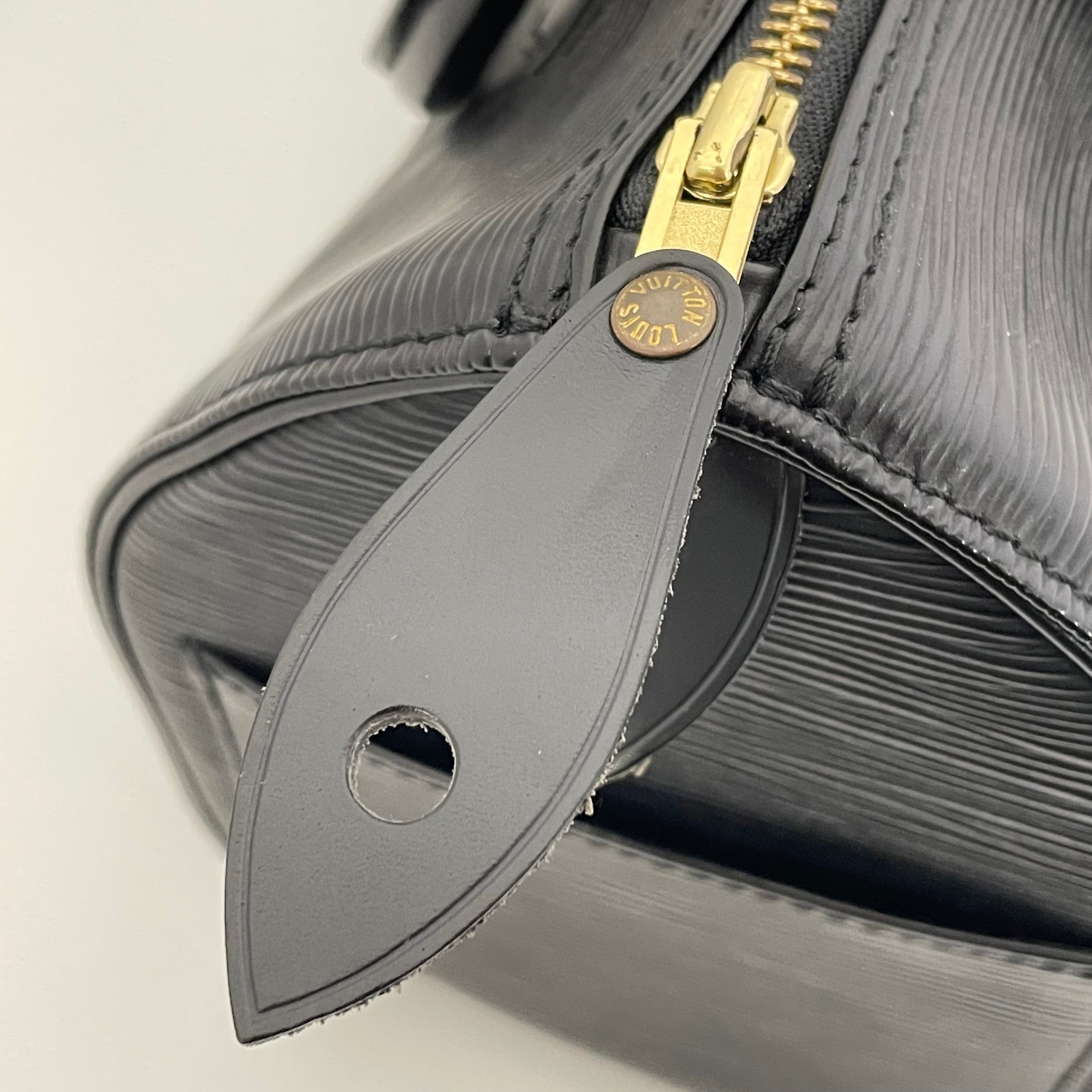 LOUIS VUITTON_(ルイヴィトン)_エピ スピーディ25 _M59032 _中古品