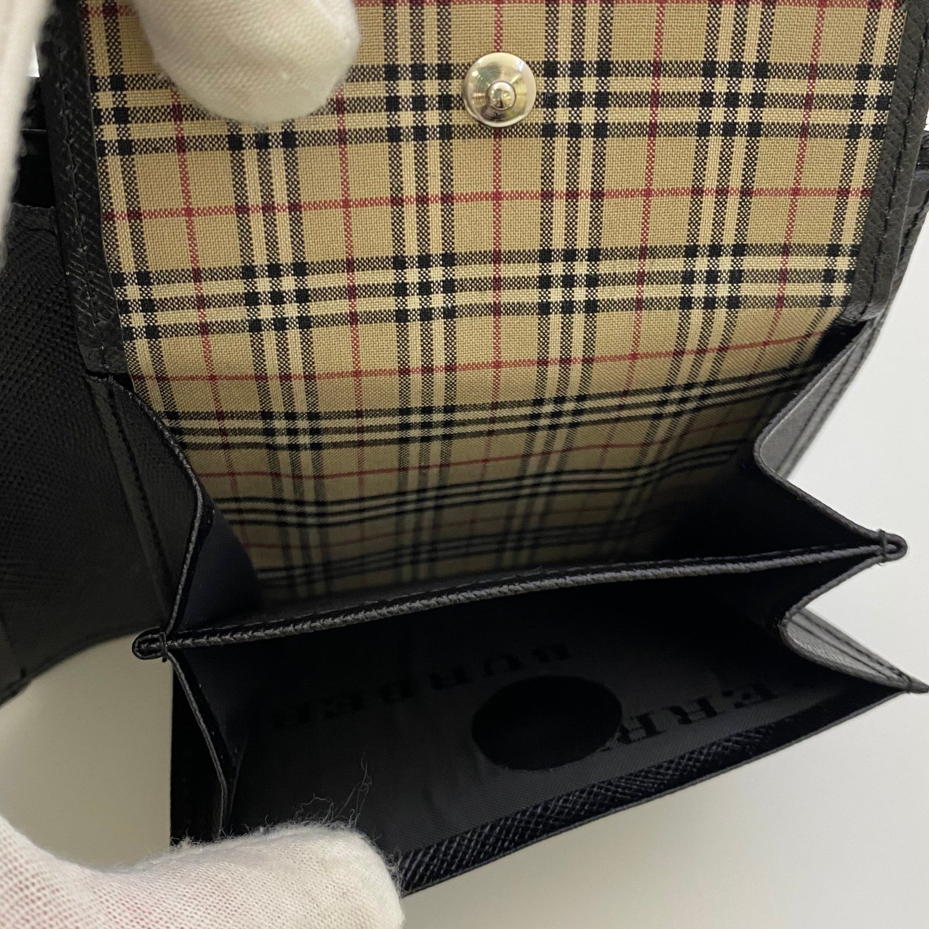 【送料無料】_ BURBERRY_(バーバリー)_二つ折り財布 _(株)西川ライセンス品 _MS5501AD09 _中古品
