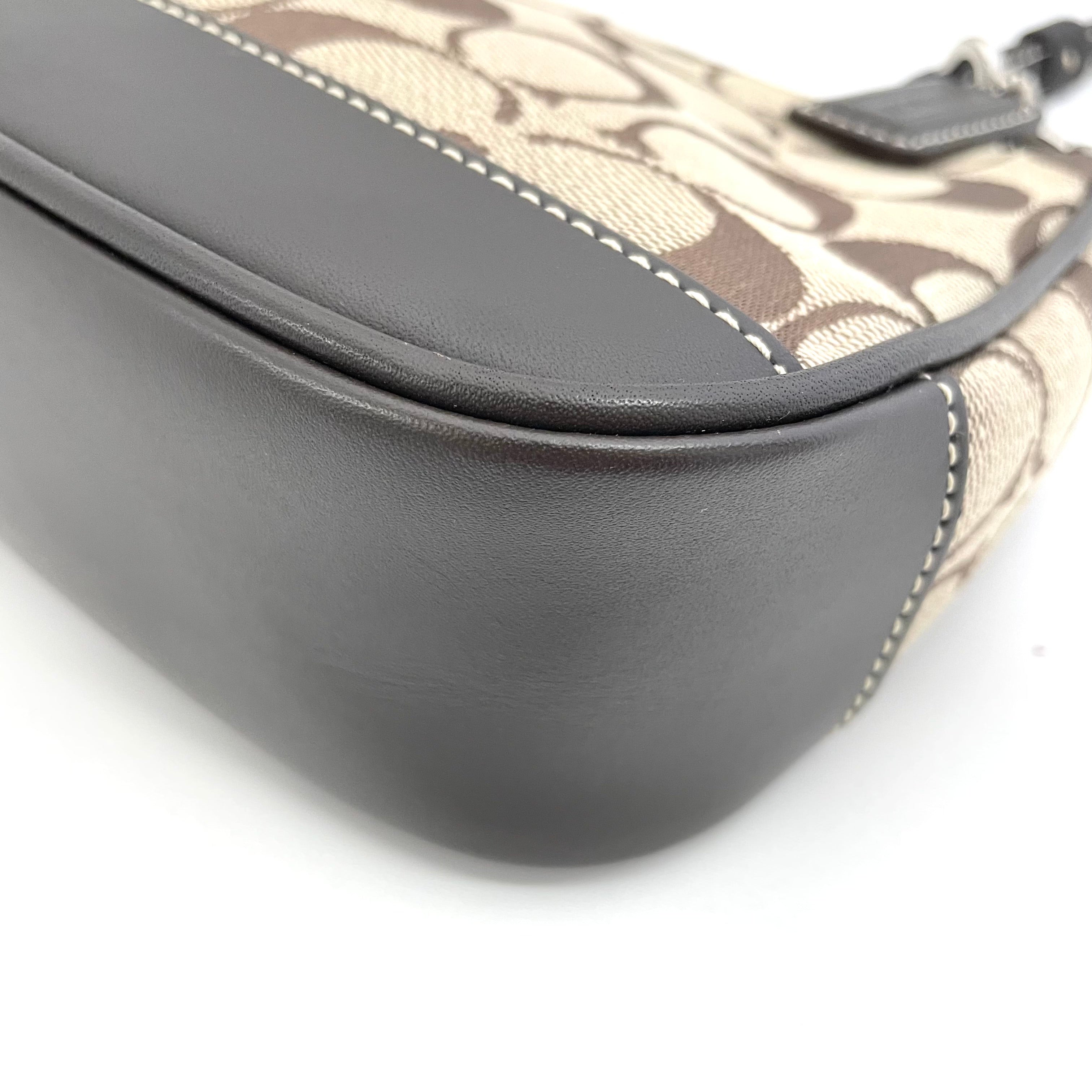 【送料無料】_ COACH_(コーチ)_シグネチャー デミポーチ _6094_ 中古品