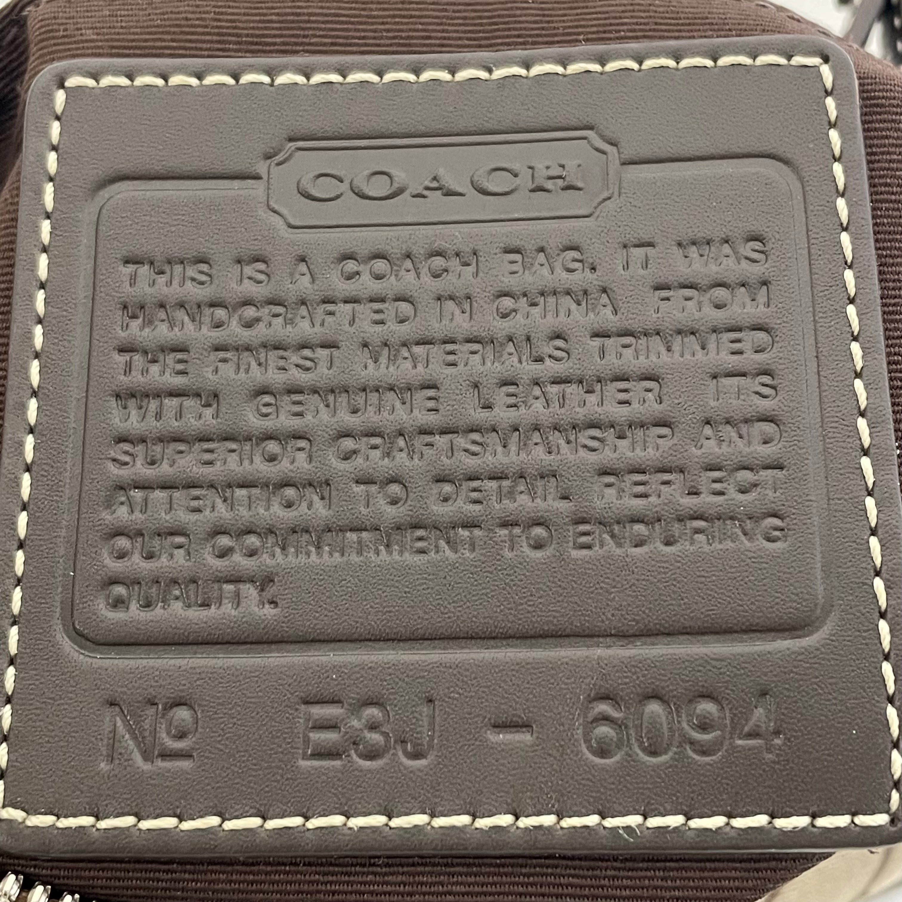 【送料無料】_ COACH_(コーチ)_シグネチャー デミポーチ _6094_ 中古品