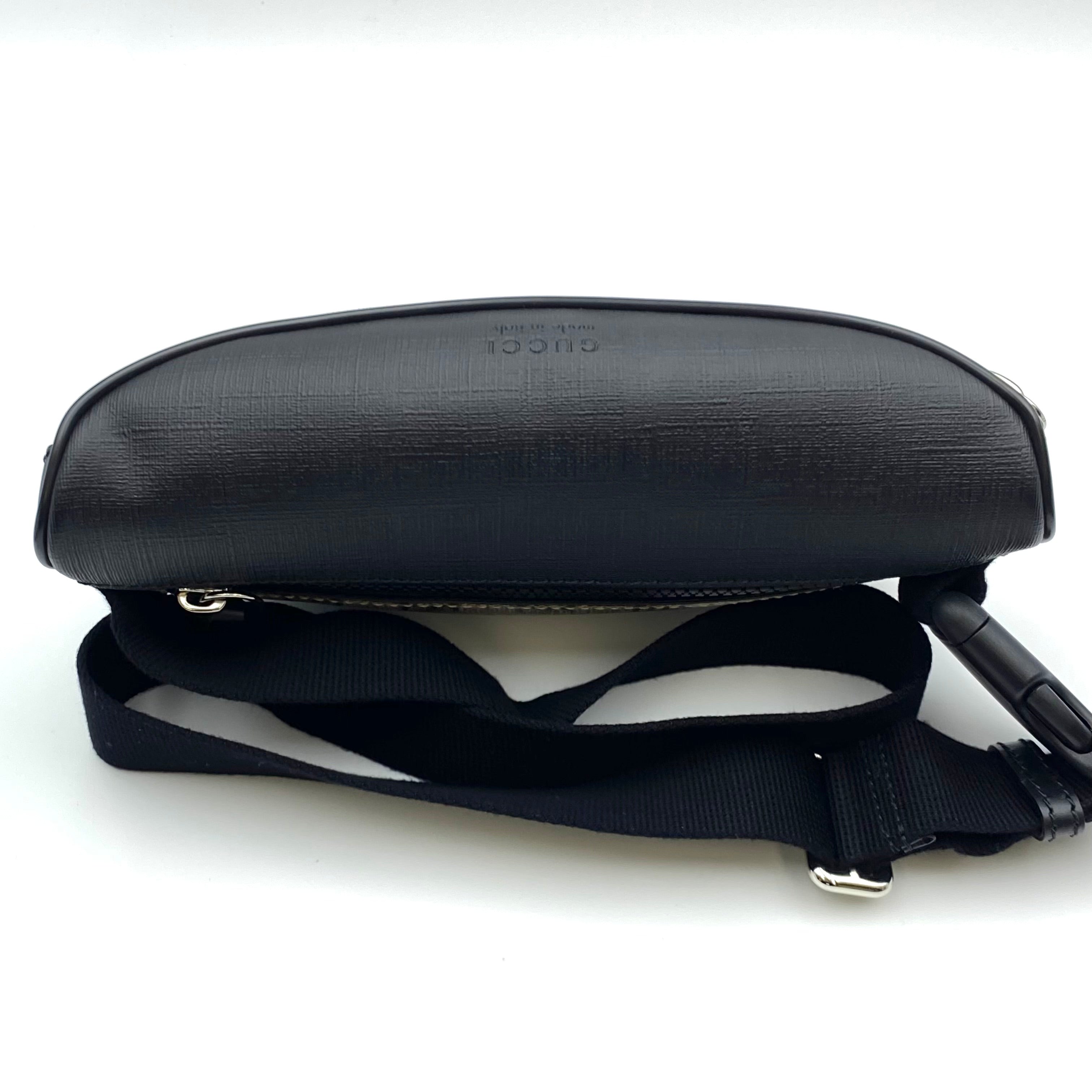 【送料無料】_ GUCCI_(グッチ)_GGスプリーム ウエストポーチ_ ベージュ×ブラック_ 450946 _中古品