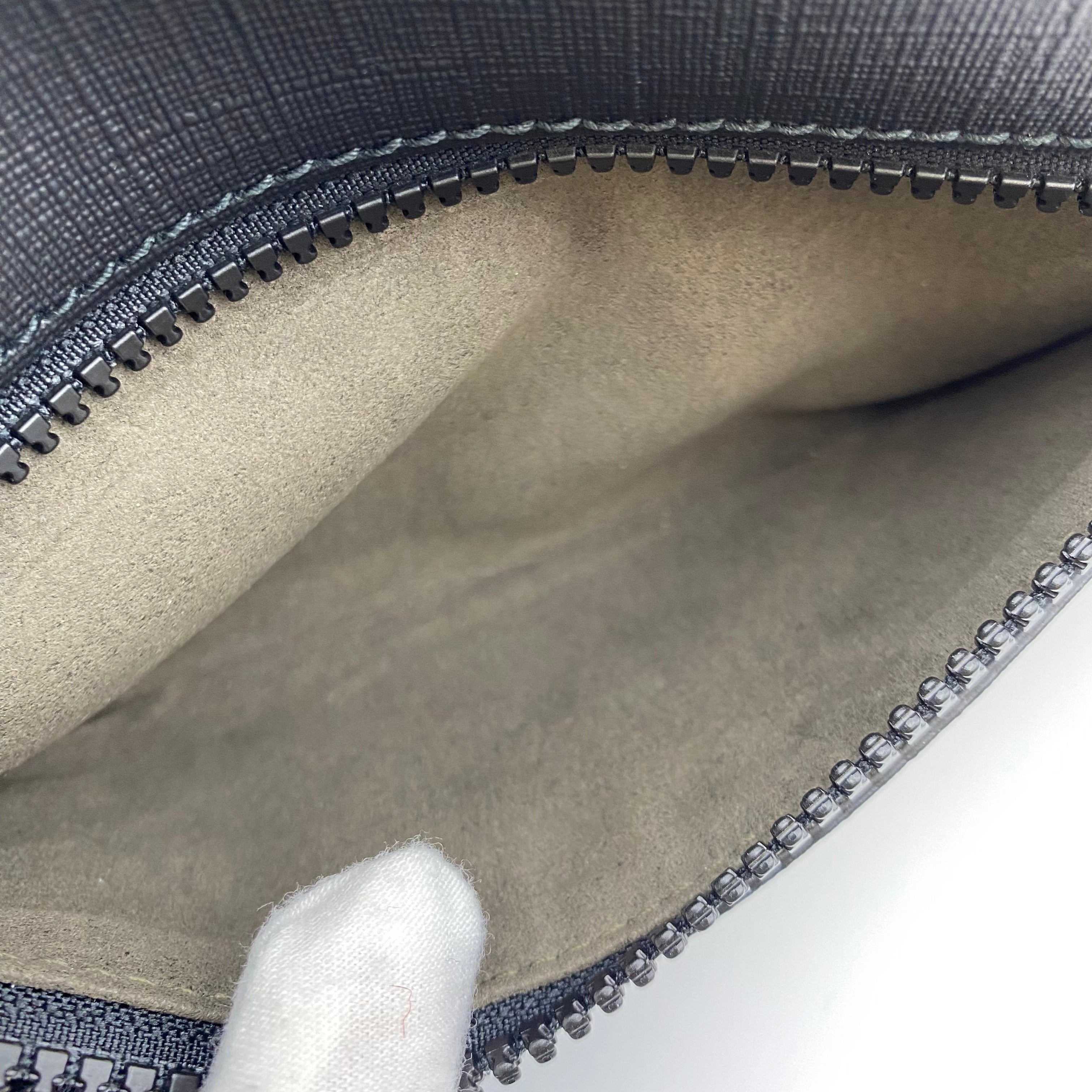 【送料無料】_ GUCCI_(グッチ)_GGスプリーム ウエストポーチ_ ベージュ×ブラック_ 450946 _中古品