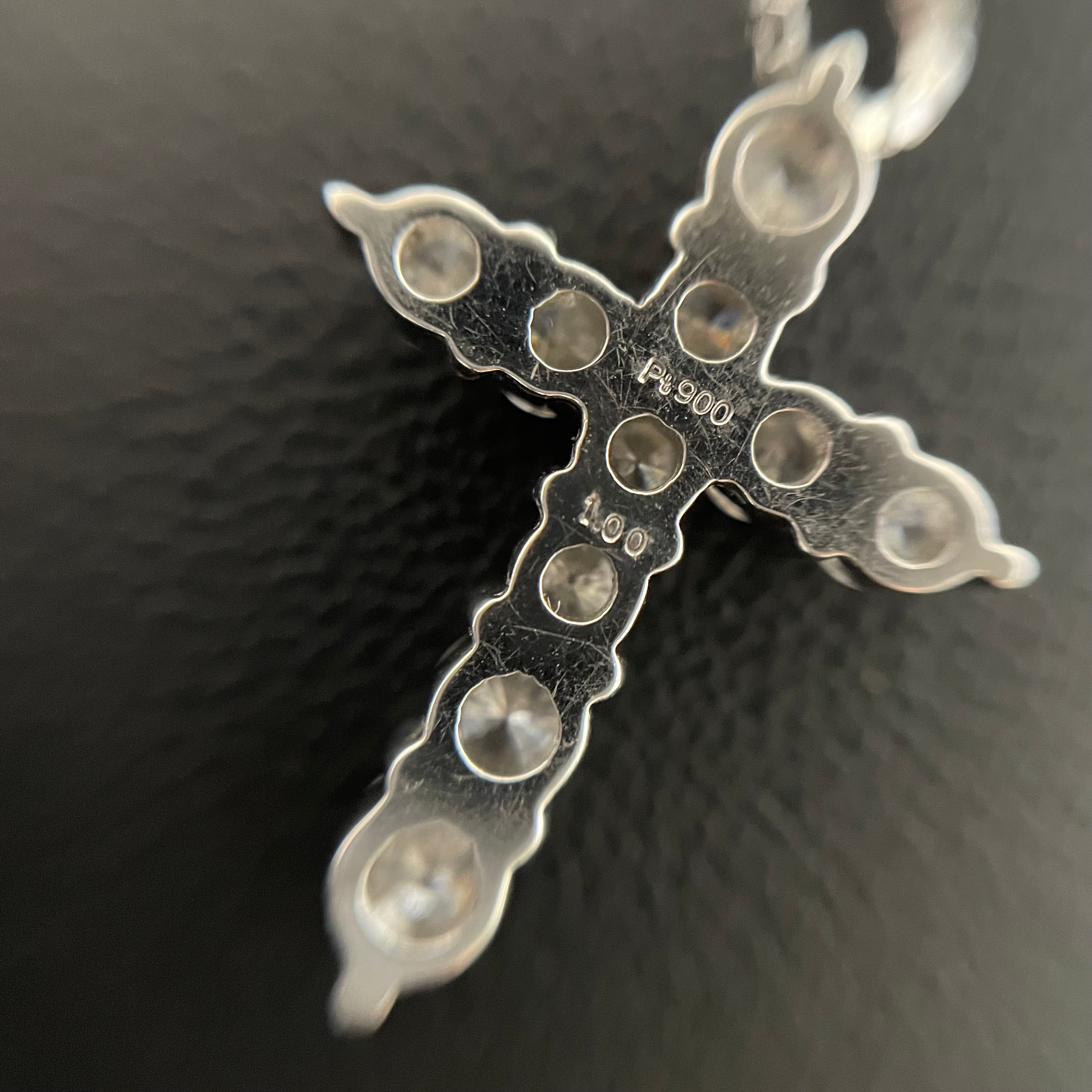 ノンブランド _ダイヤモンドクロス _ペンダントネックレス _Pt900/850 FD1.0ct 6.3g _中古品