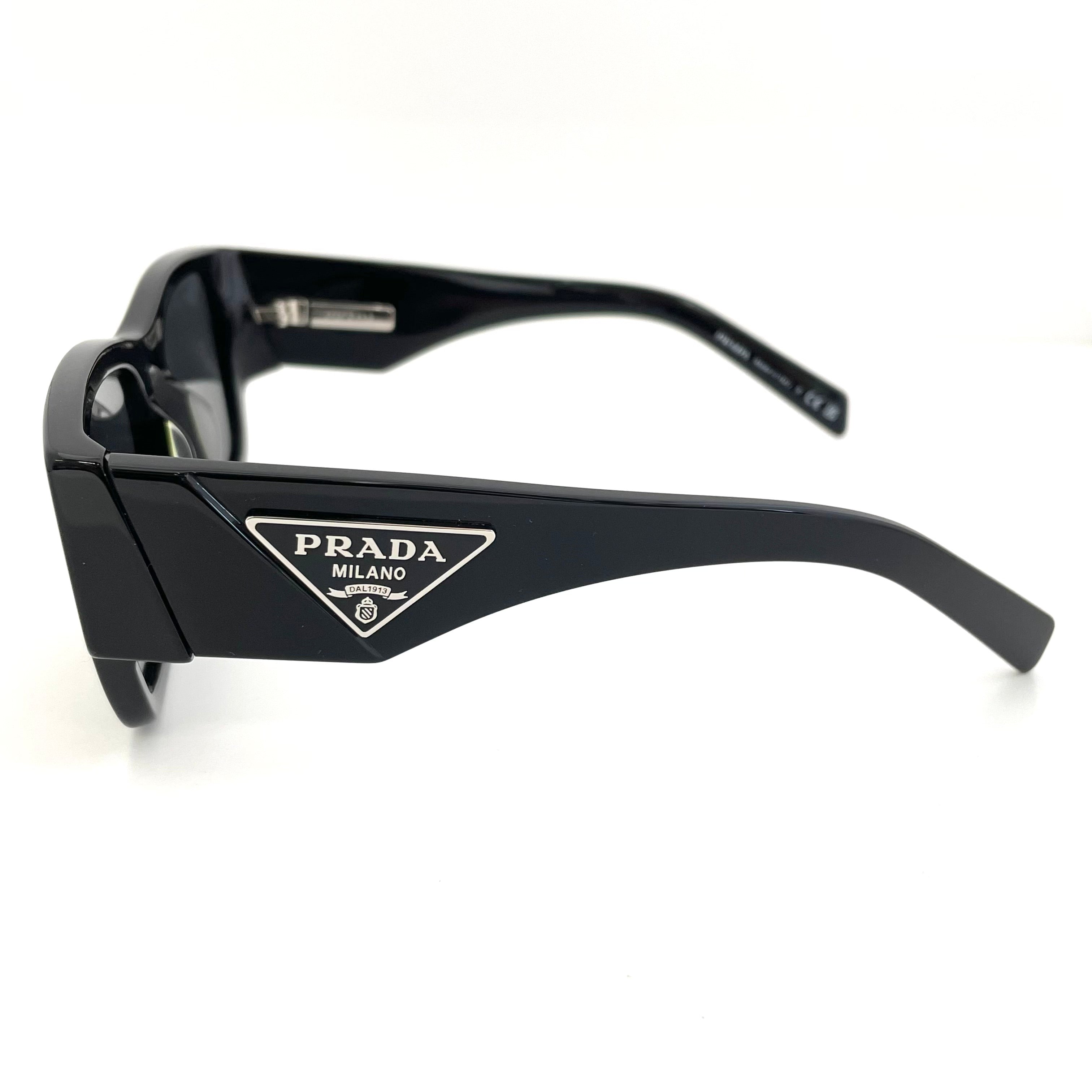 【送料無料】_ PRADA_(プラダ)_トライアングルロゴ サングラス_ SPR10Z_ 中古品