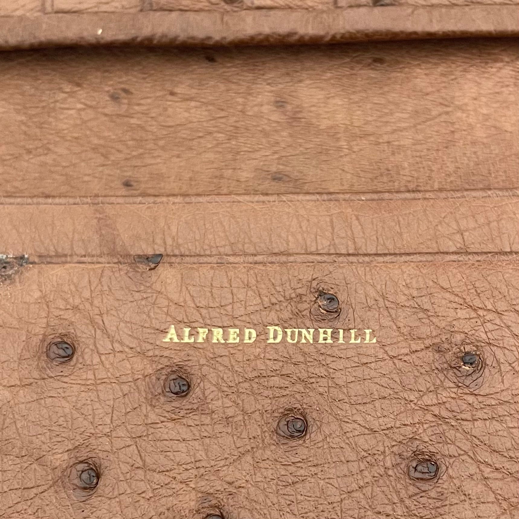 【送料無料】_ dunhill_(ダンヒル)_オーストリッチ長財布_ 中古品