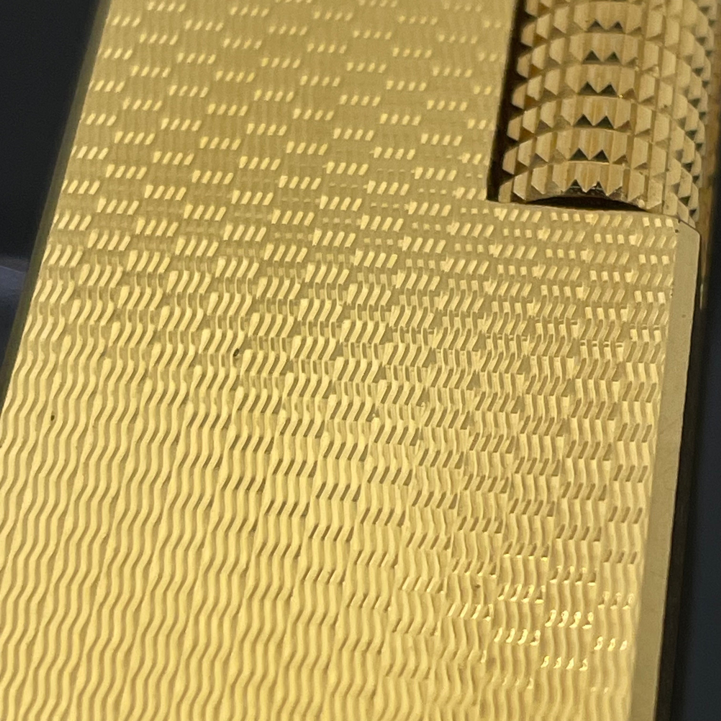 dunhill_(ダンヒル)_ローラーガスライター _ゴールドカラー_ 中古品