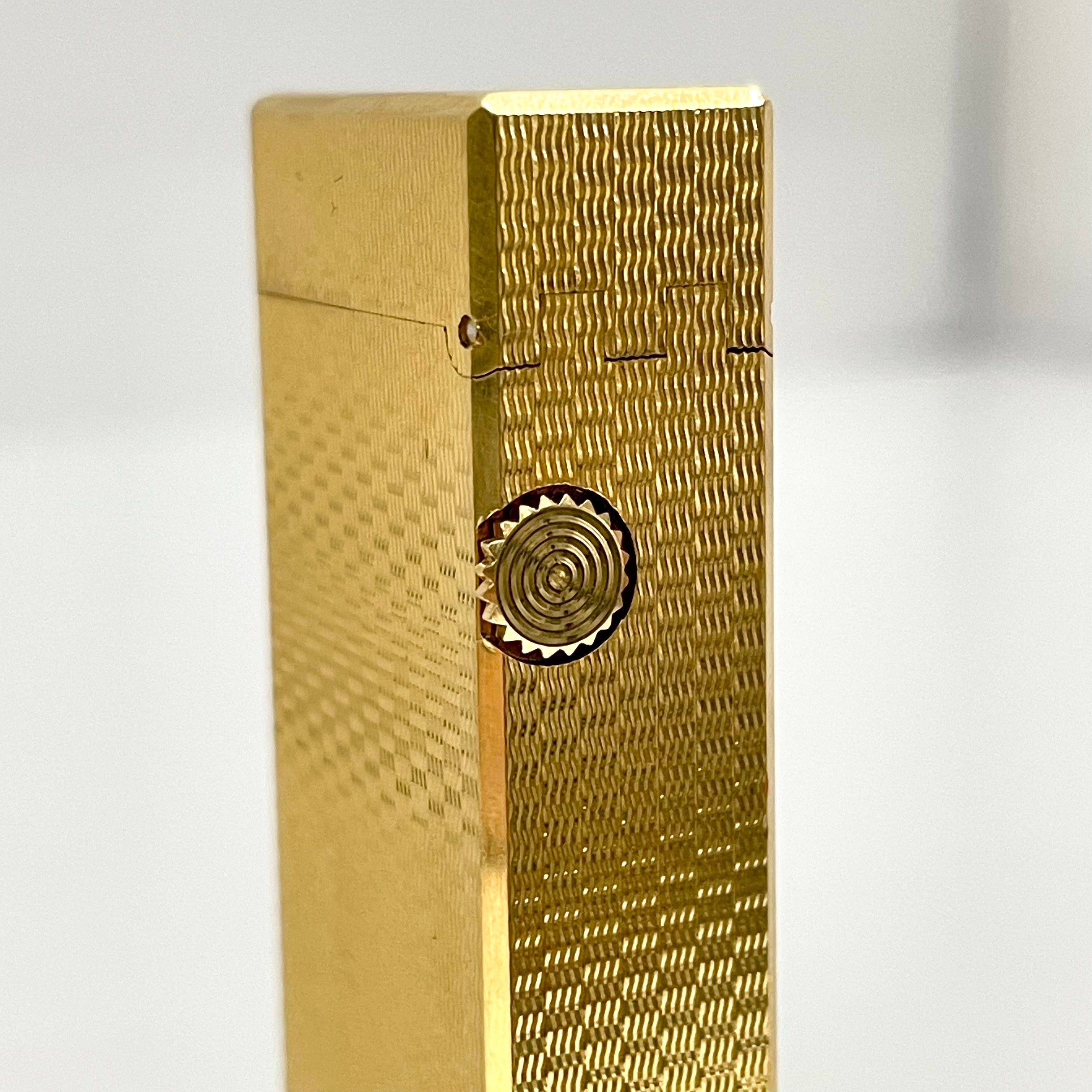 dunhill_(ダンヒル)_ローラーガスライター _ゴールドカラー_ 中古品