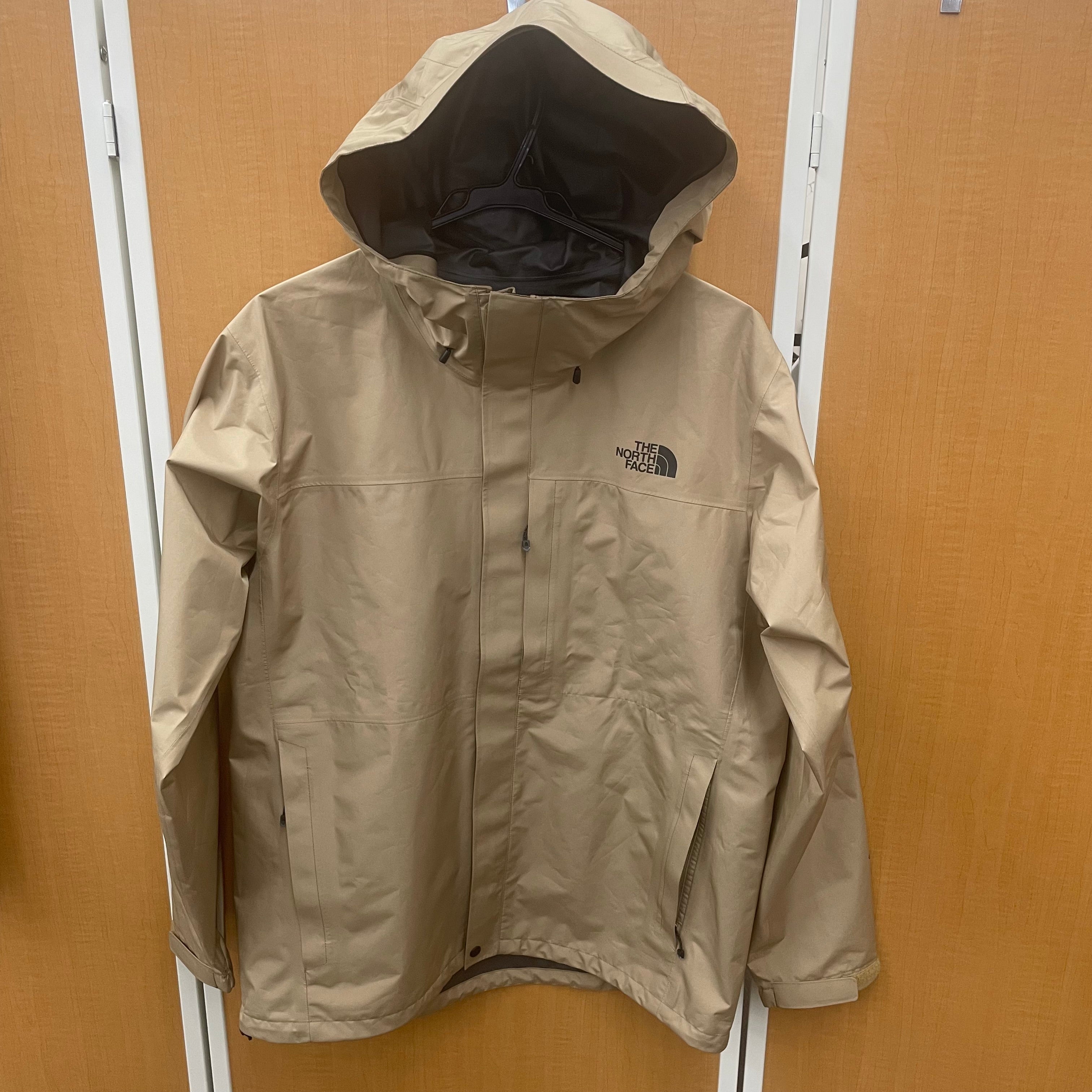 【送料無料】_ THE NORTH FACE_(ザ・ノース・フェイス)_GORE-TEX _クラウド ジャケットNP62305_ KTケルプタン メンズLサイズ_ 中古品