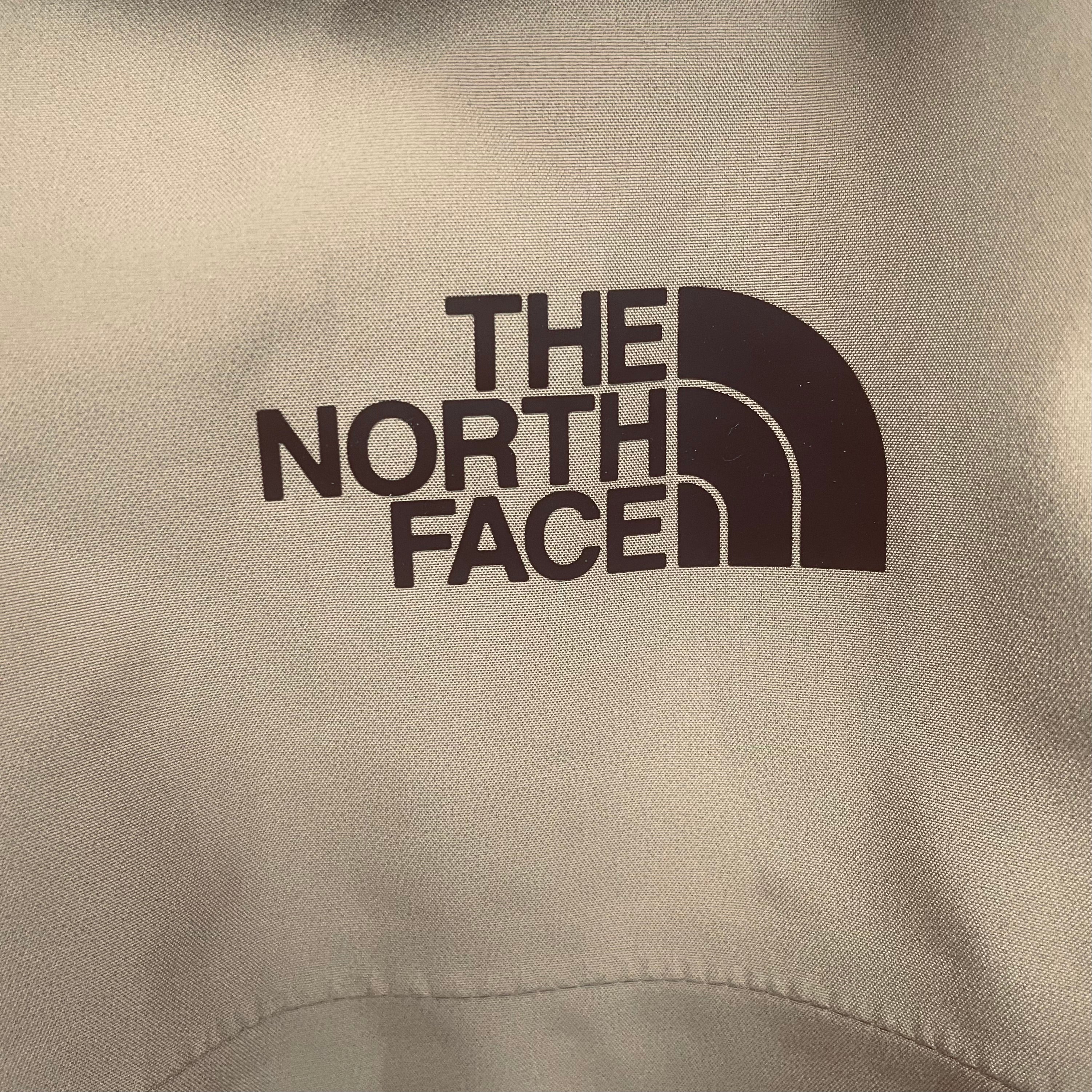 【送料無料】_ THE NORTH FACE_(ザ・ノース・フェイス)_GORE-TEX _クラウド ジャケットNP62305_ KTケルプタン メンズLサイズ_ 中古品