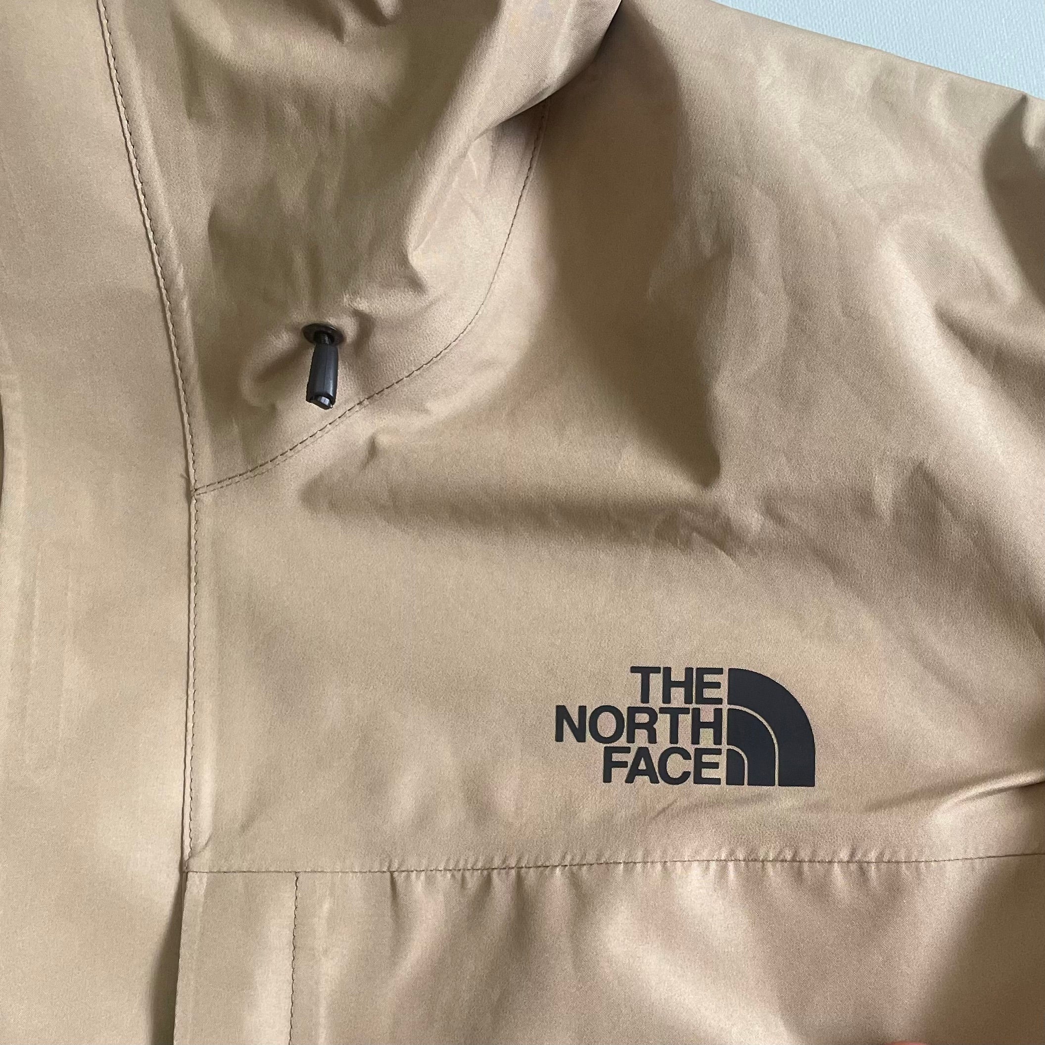 【送料無料】_ THE NORTH FACE_(ザ・ノース・フェイス)_GORE-TEX _クラウド ジャケットNP62305_ KTケルプタン メンズLサイズ_ 中古品