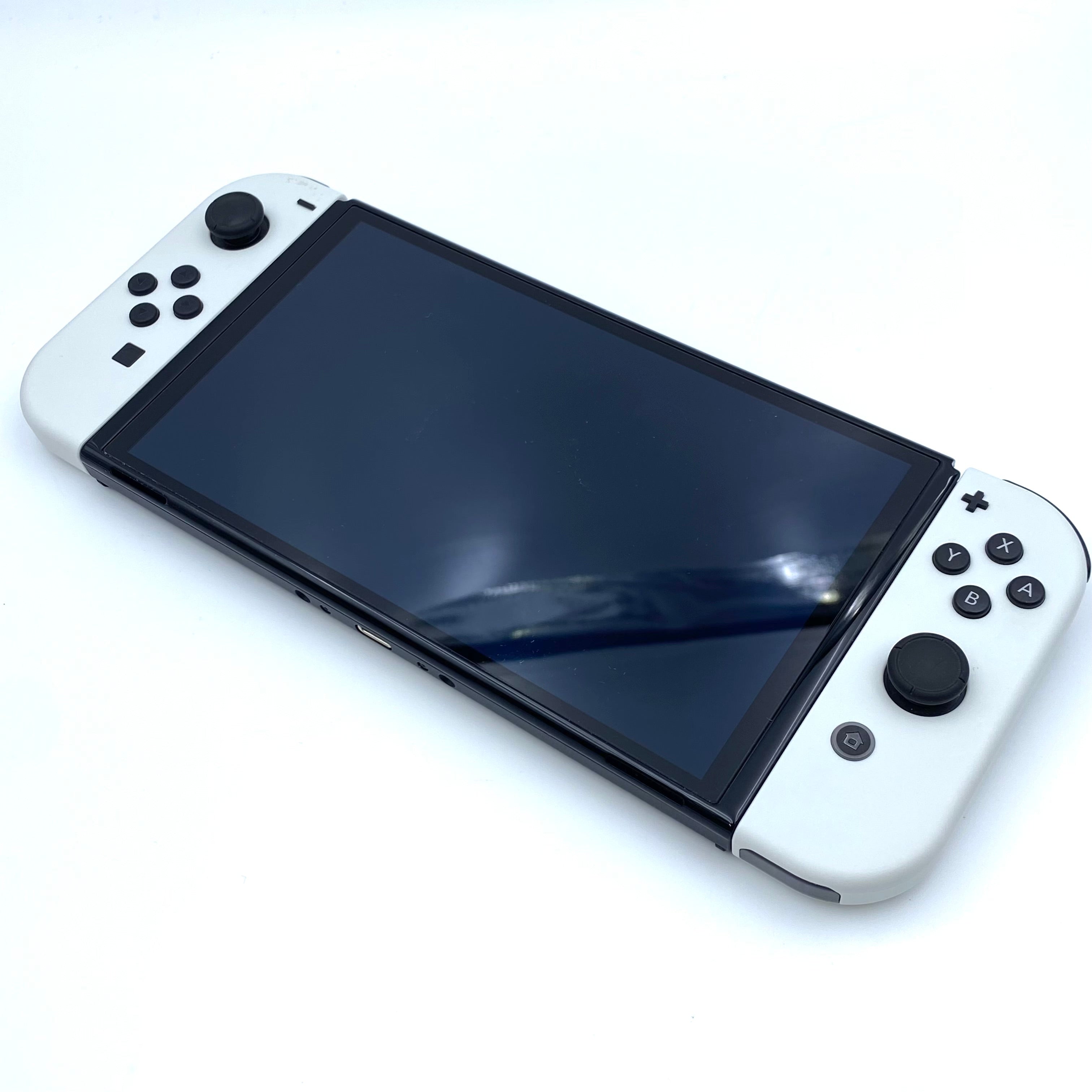 【送料無料】_ Nintendo Switch_(ニンテンドースイッチ)_本体 新型 有機ELモデル ホワイト_HEG-S-KAAAA_中古品
