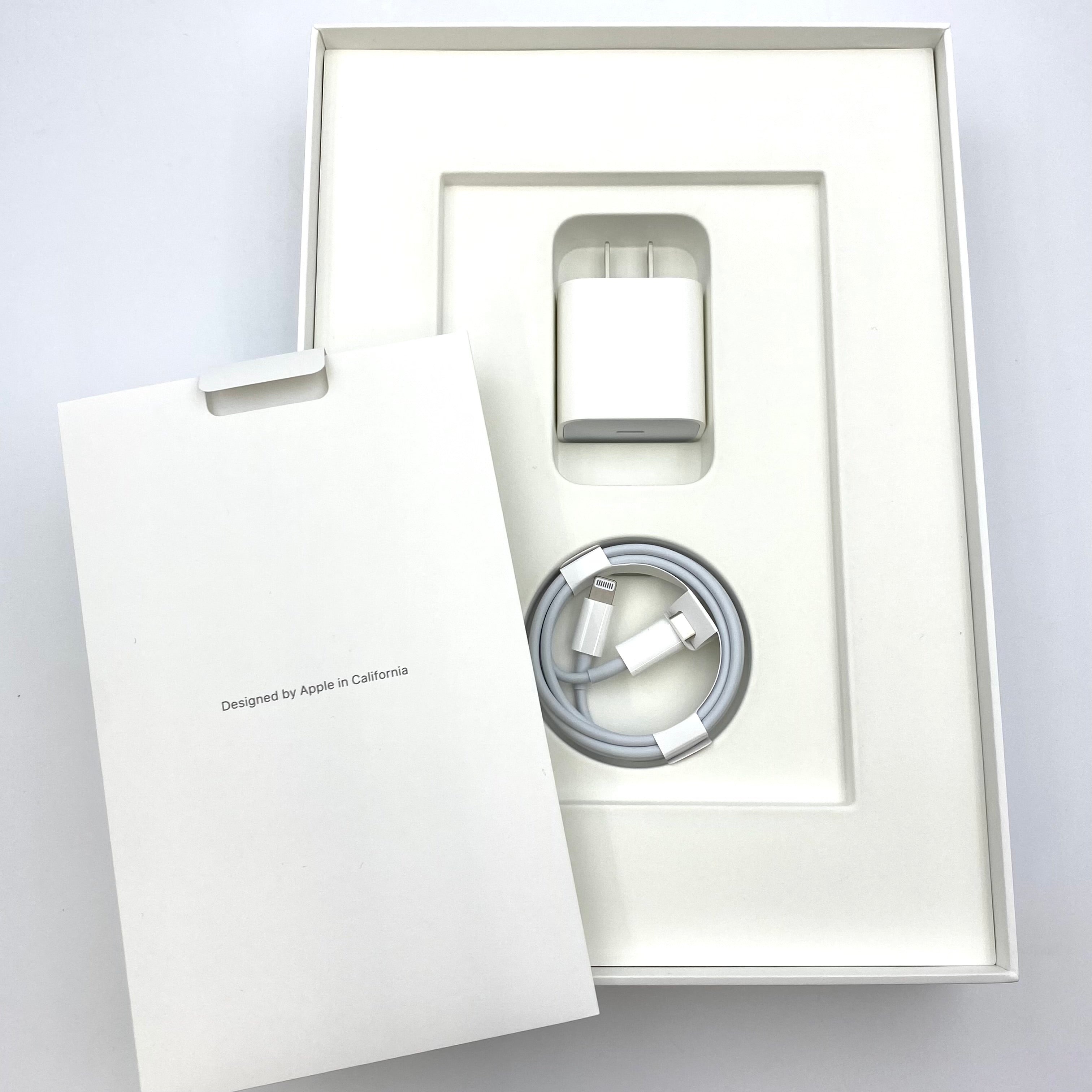 【送料無料】_Apple(アップル)_iPad 第9世代 WiFi_256GB MK2P3J/A_中古品