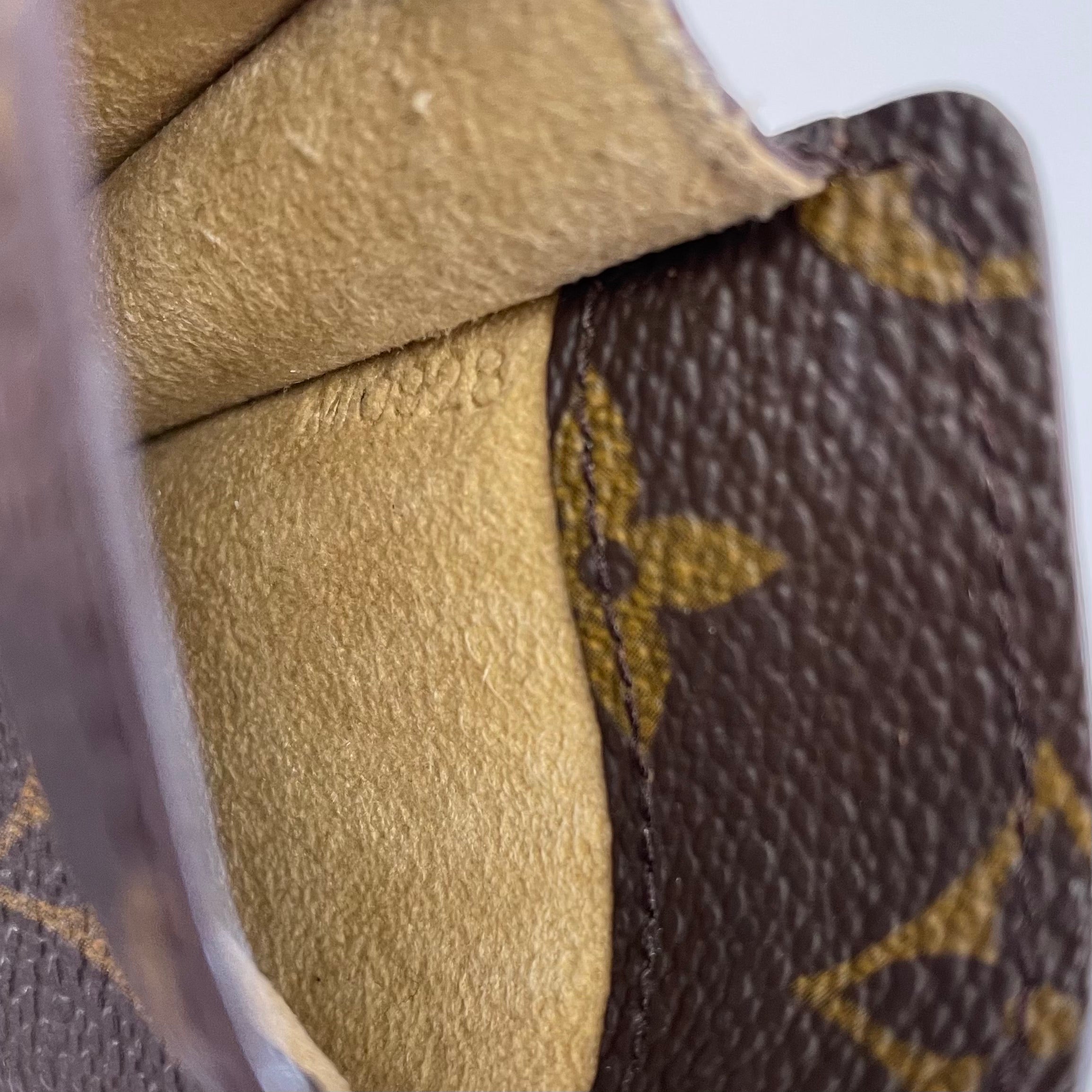 【送料無料】_ LOUIS VUITTON_(ルイヴィトン)_眼鏡ケース _エテュイリュネット サーンプル_ M62962_ 中古品