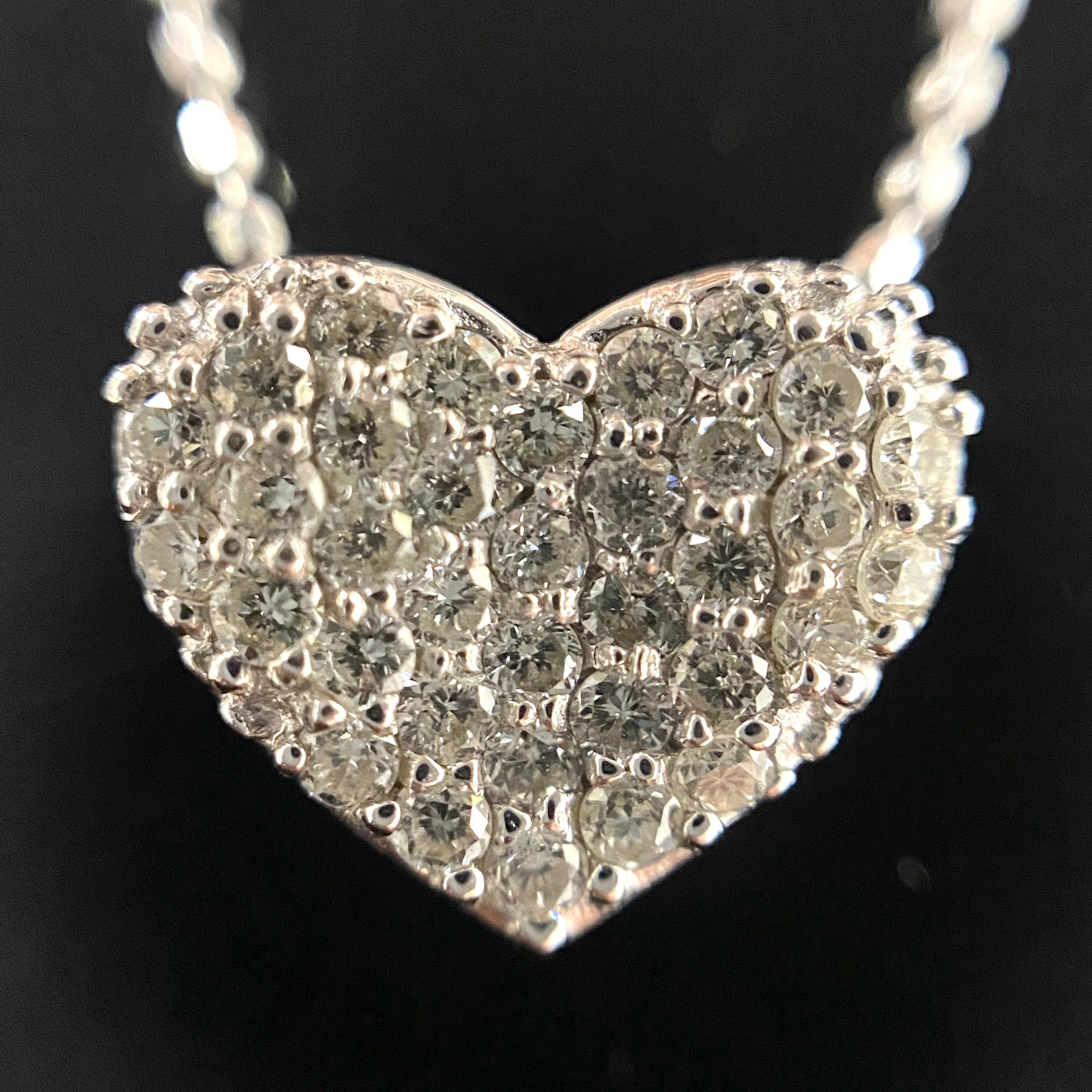 ノンブランド_ダイヤモンド ハートデザイン_ペンダント ネックレス_K18WG FD0.3ct 1.9g_中古品