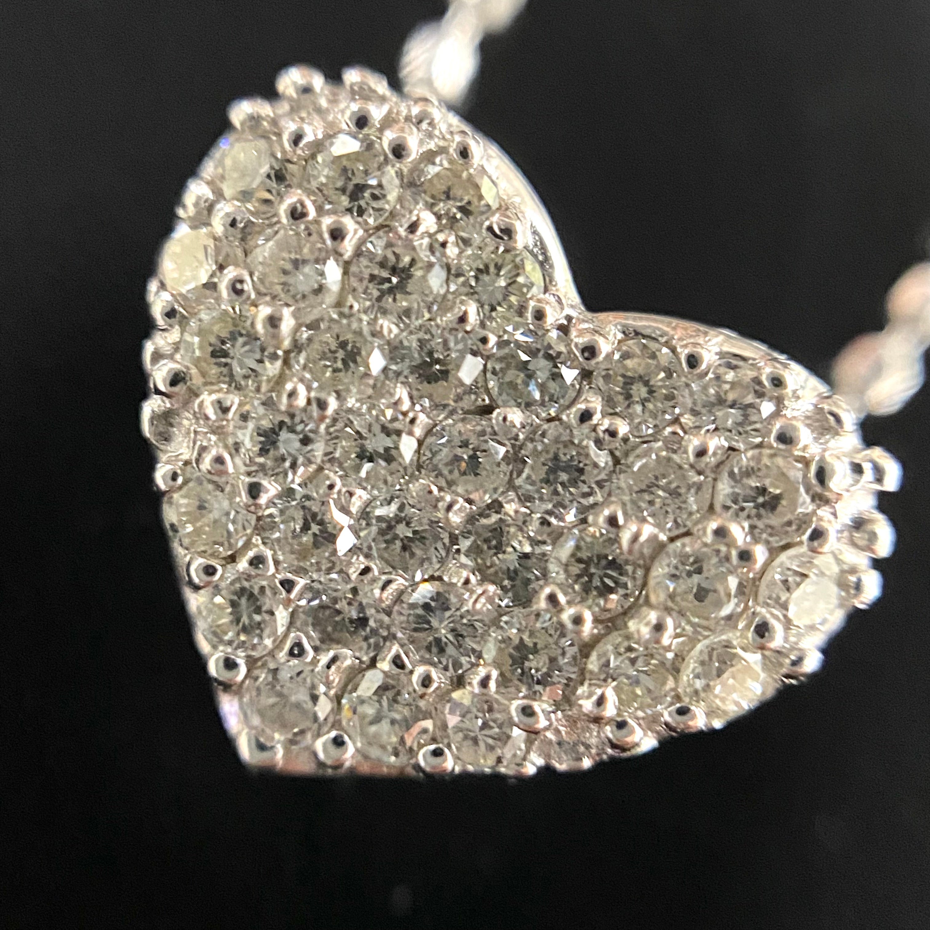 ノンブランド_ダイヤモンド ハートデザイン_ペンダント ネックレス_K18WG FD0.3ct 1.9g_中古品