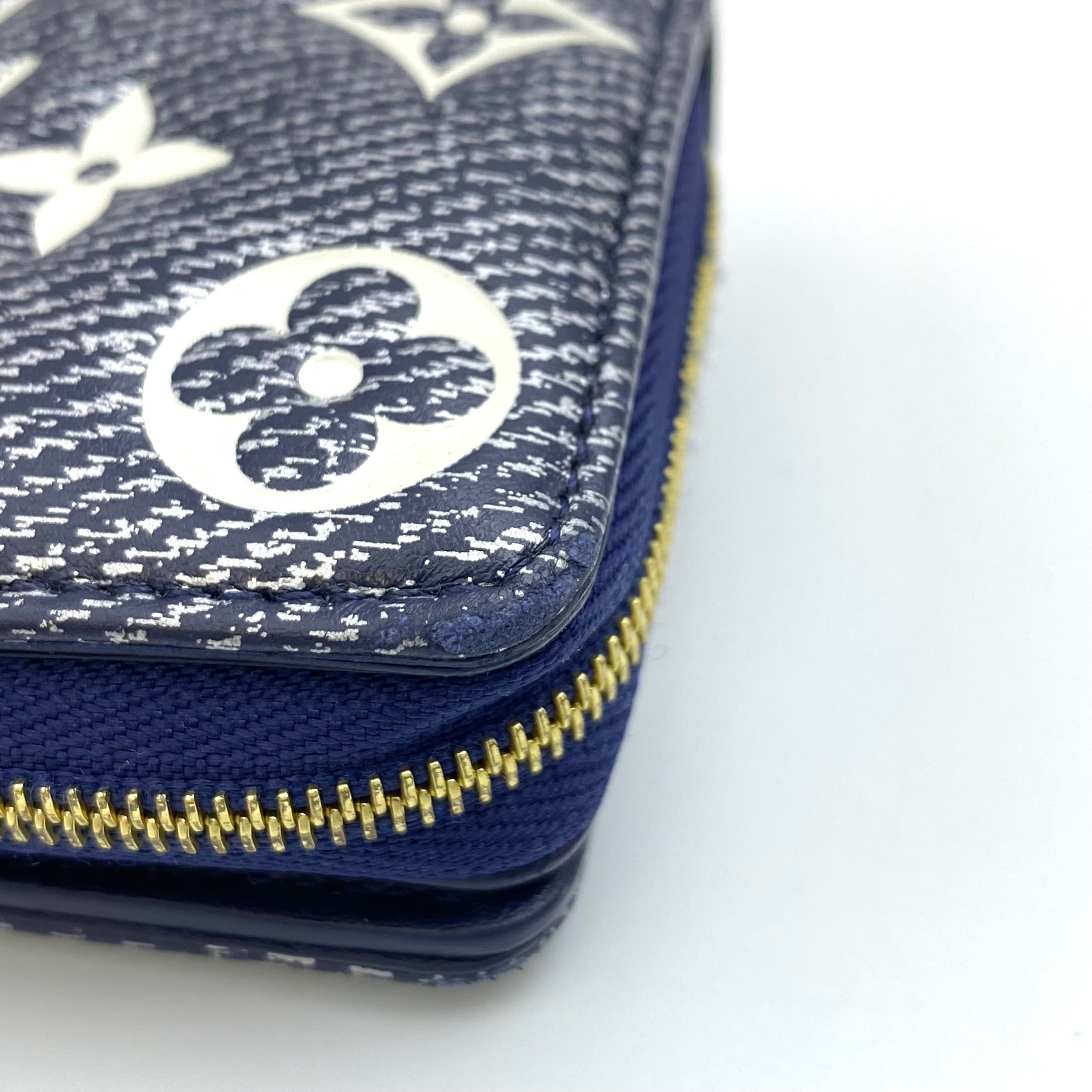 【送料無料】_LOUIS VUITTON_(ルイヴィトン)_ポルトフォイユ・ルー_M82525 ネイビー_中古品