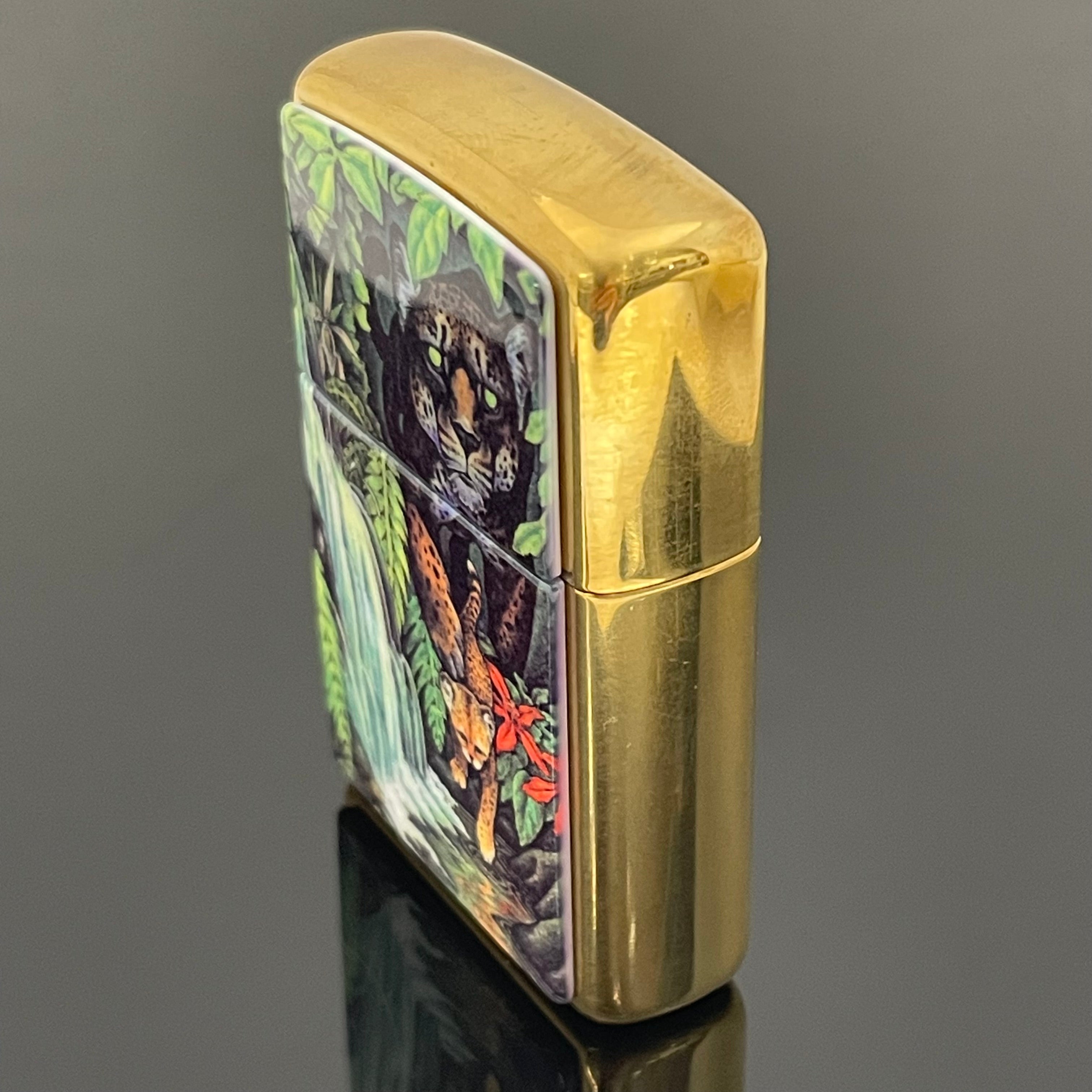 【送料無料】_ Zippo_(ジッポ)_オイルライター _MYSTERIES OF THE_ FOREST_ 未使用品