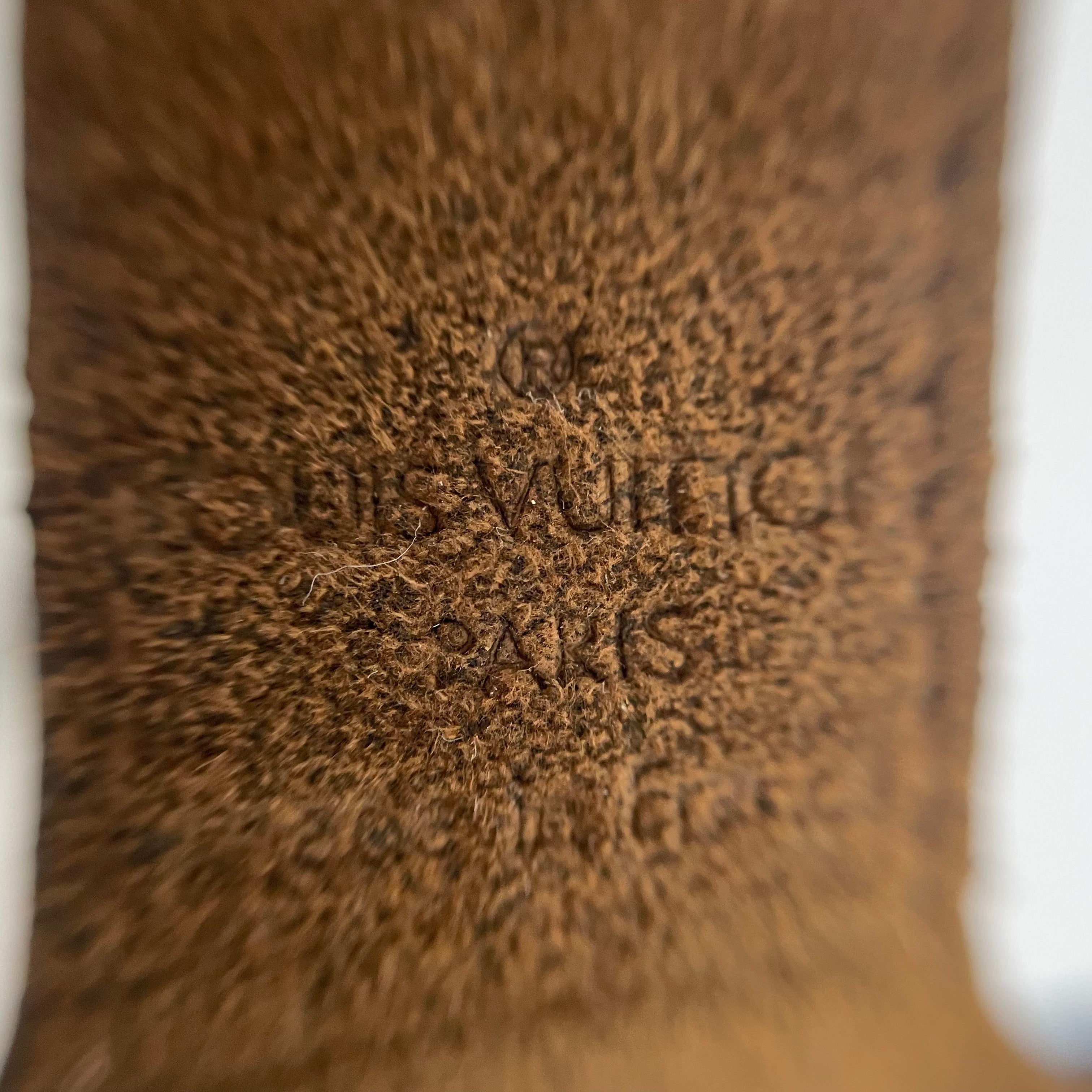 【送料無料】_ LOUIS VUITTON_(ルイヴィトン)_モノグラム エテュイ _テレフォン インターナショナル GM _M63060_中古品