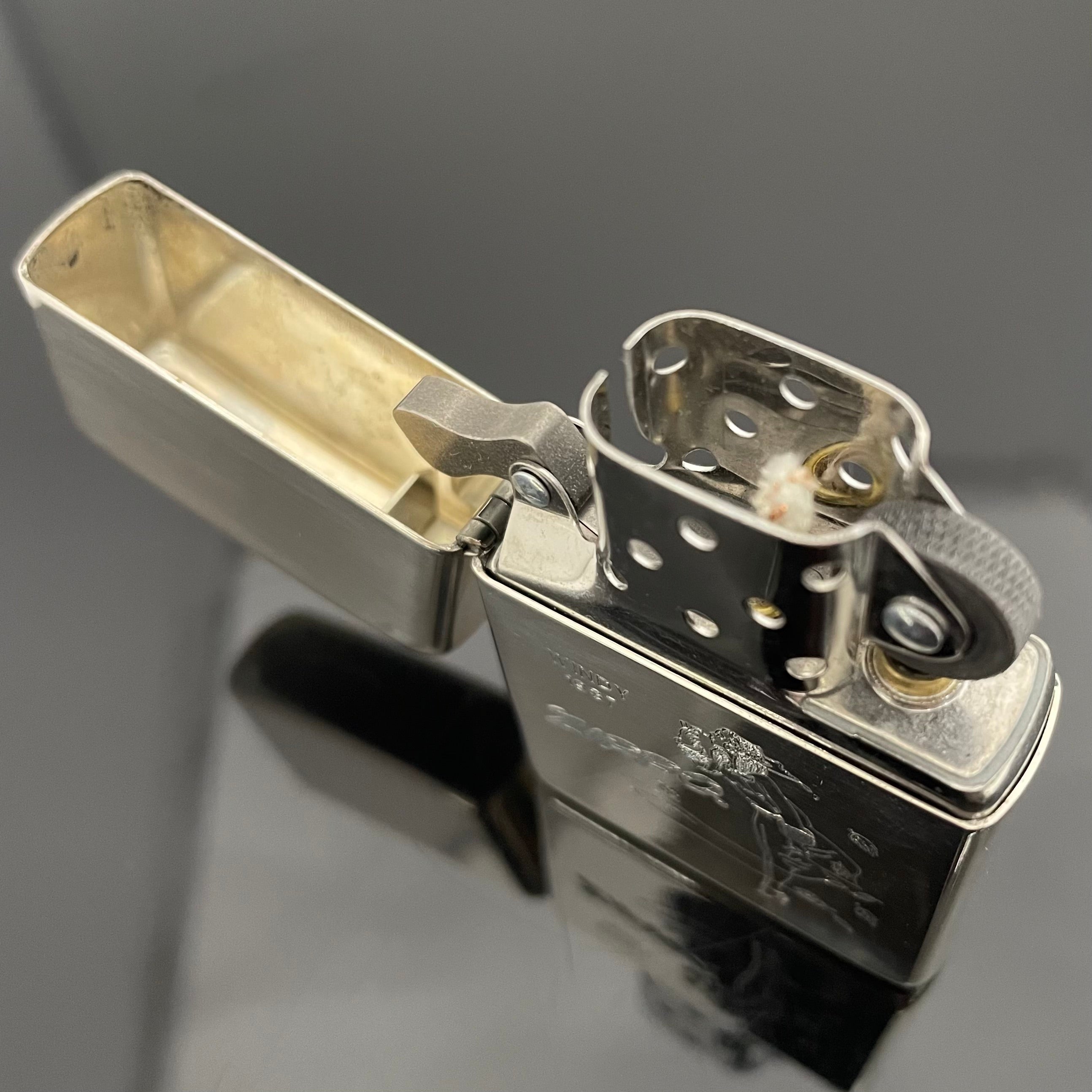 【送料無料】_ Zippo_(ジッポ)_オイルライター _windy 1999年製 _スターリングシルバー_ 未使用品