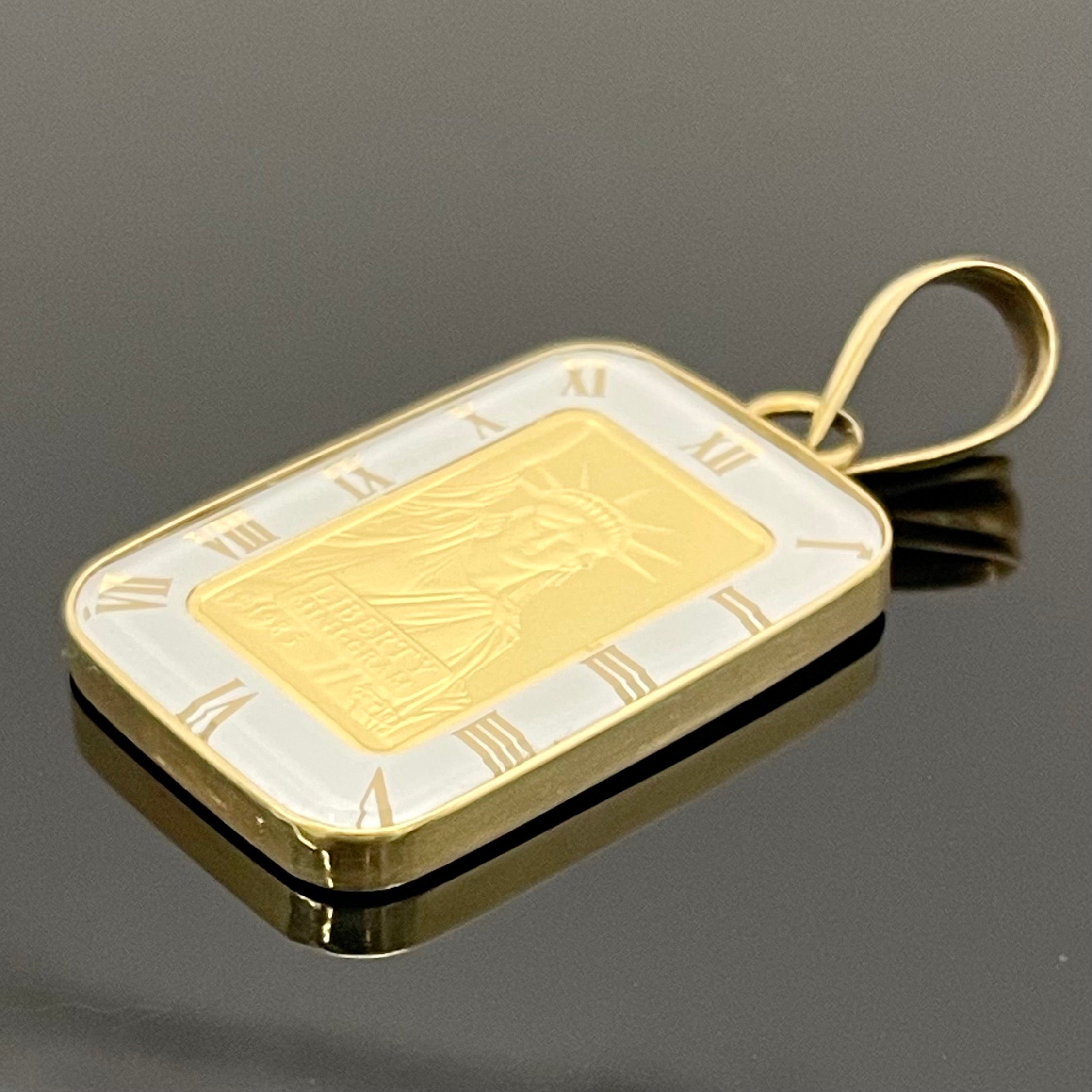 【送料無料】_ ノンブランド _CREDIT SUISSE_LIBERTY 純金インゴット2g/枠K18付_ペンダントトップ _中古品