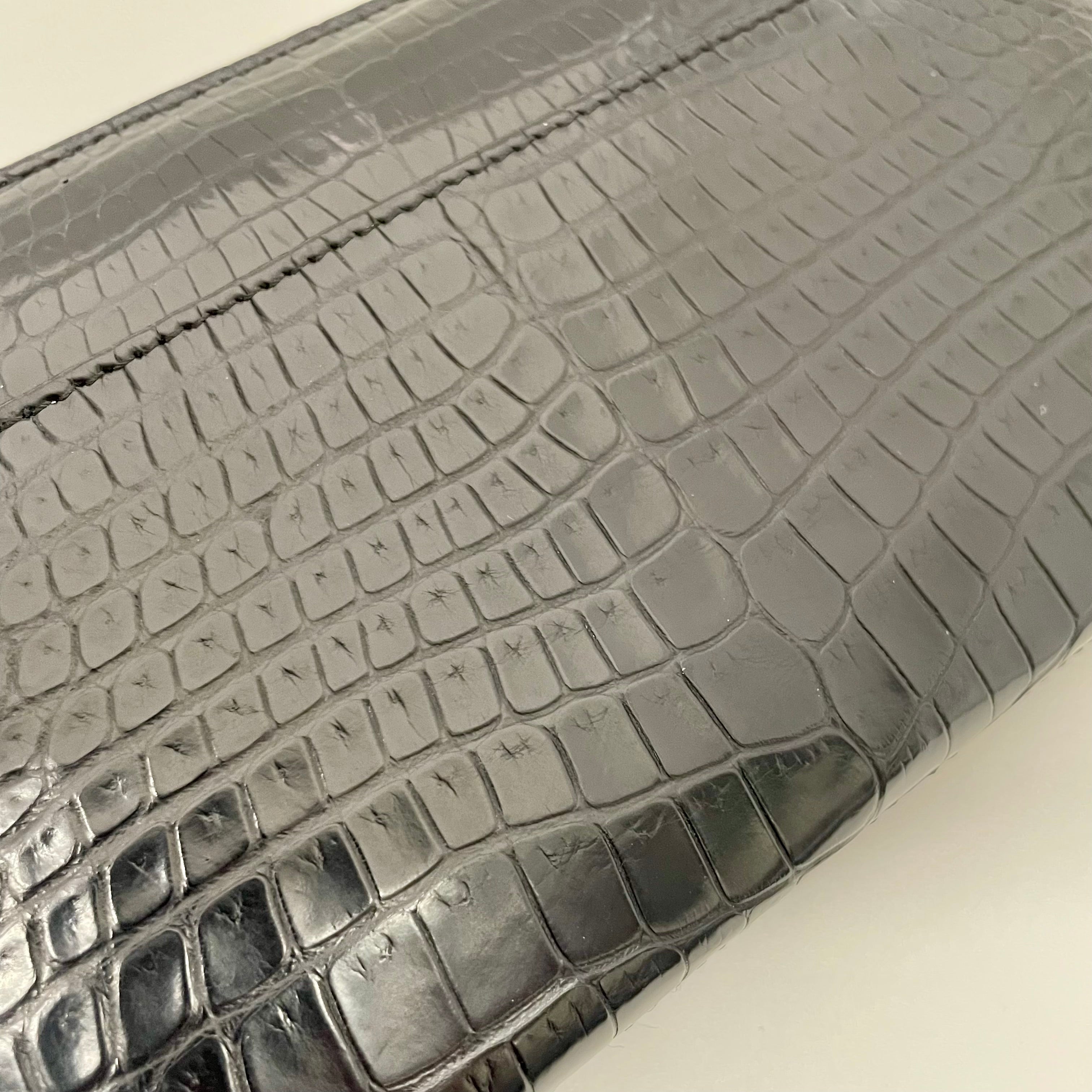 【送料無料】_ レザージュエルズ _クロコダイル _ラウンド長財布 _中古品
