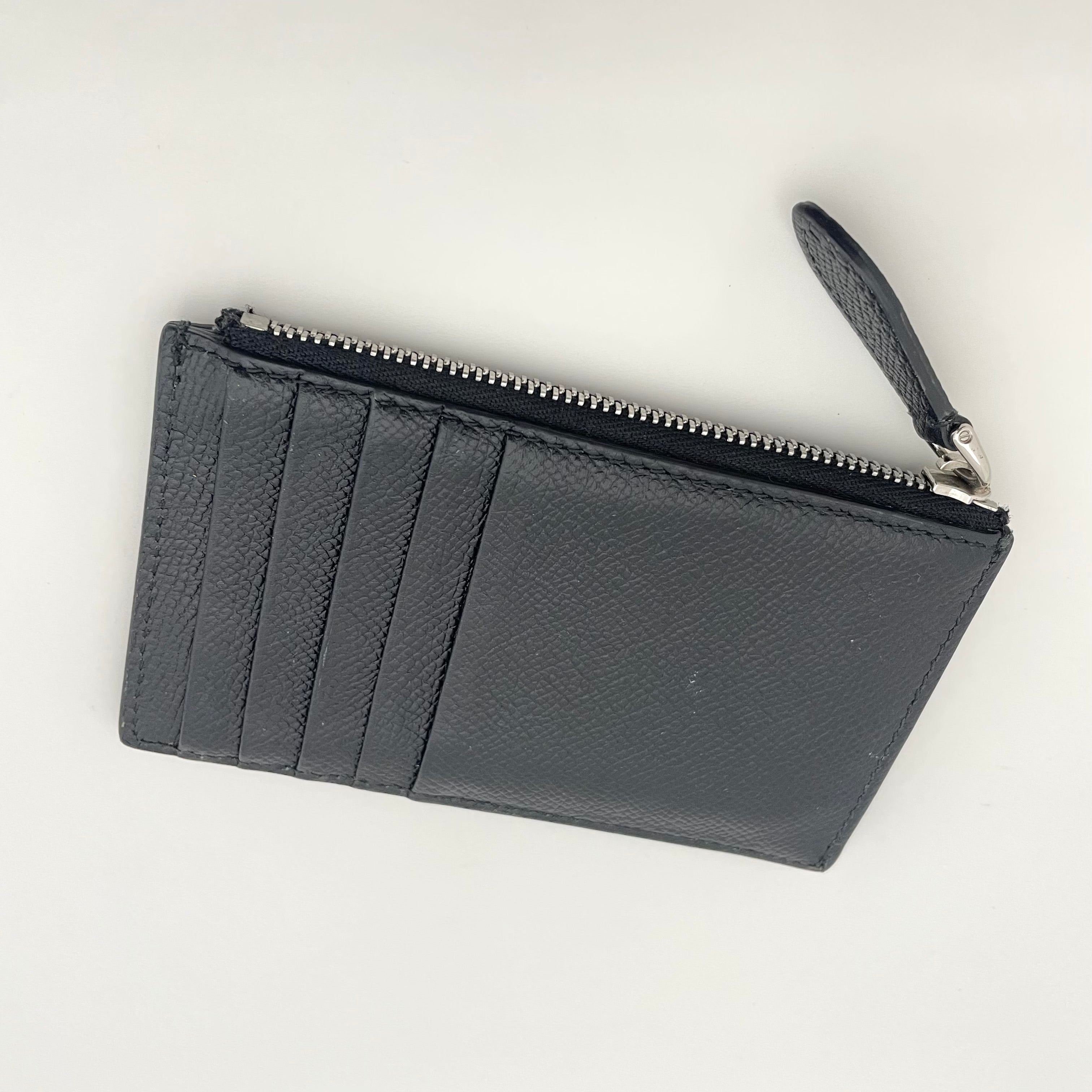 【送料無料】_ BURBERRY_(バーバリー)_レザーフラグメントケース_ 8062687_ TBジップカードケース_ 中古品
