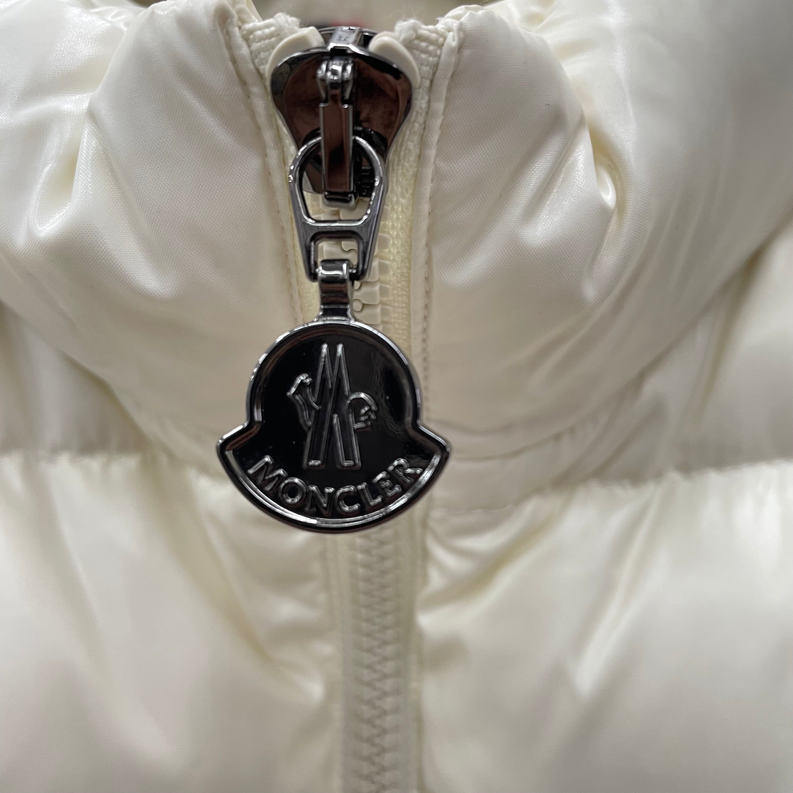 MONCLER_（モンクレール）_レディス用ダウンベスト_GHANY GILET _ホワイト サイズ＃1 _中古品