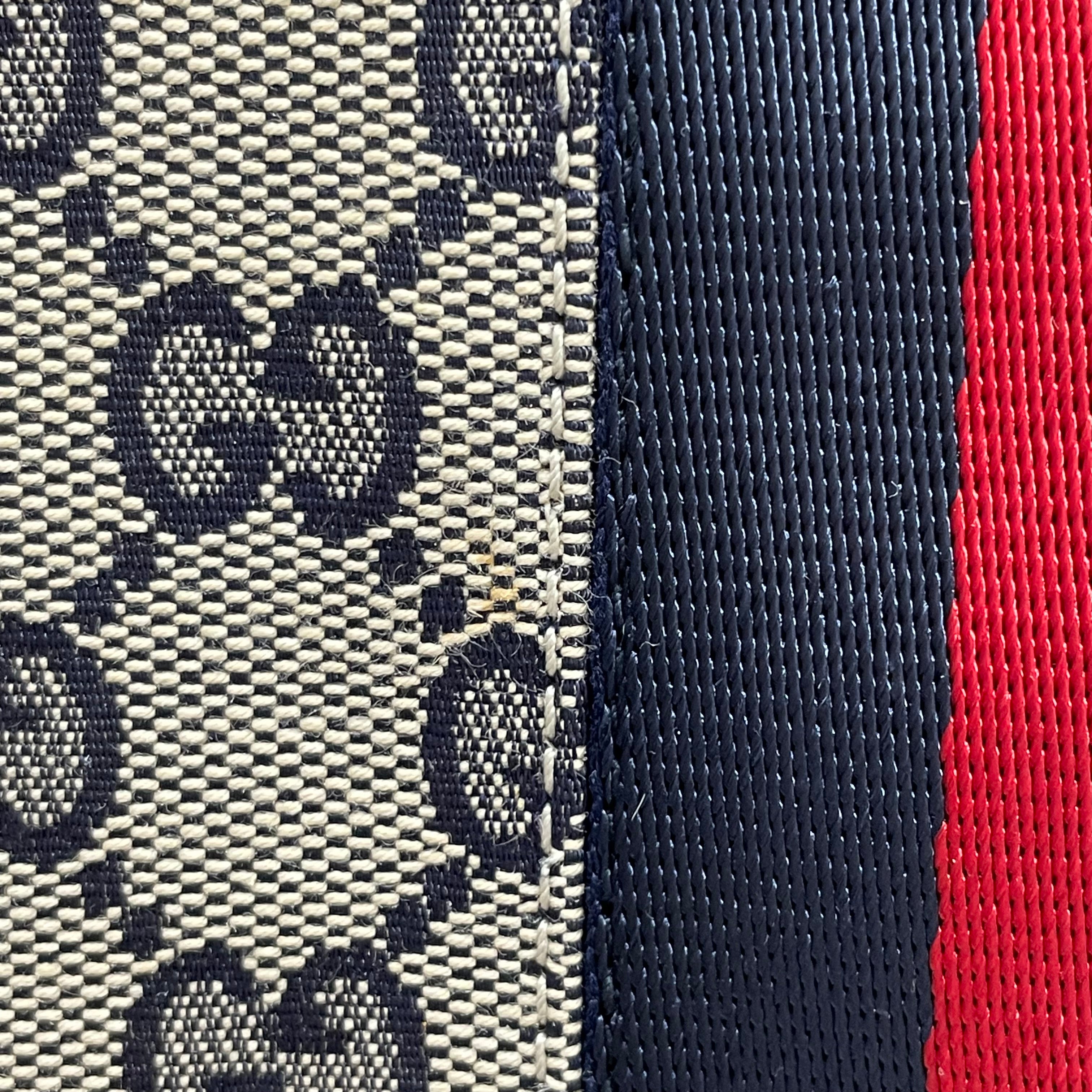 GUCCI_（グッチ）_シェリーラインGGキャンバス_ ショルダーバッグ_ 388926_ 中古品