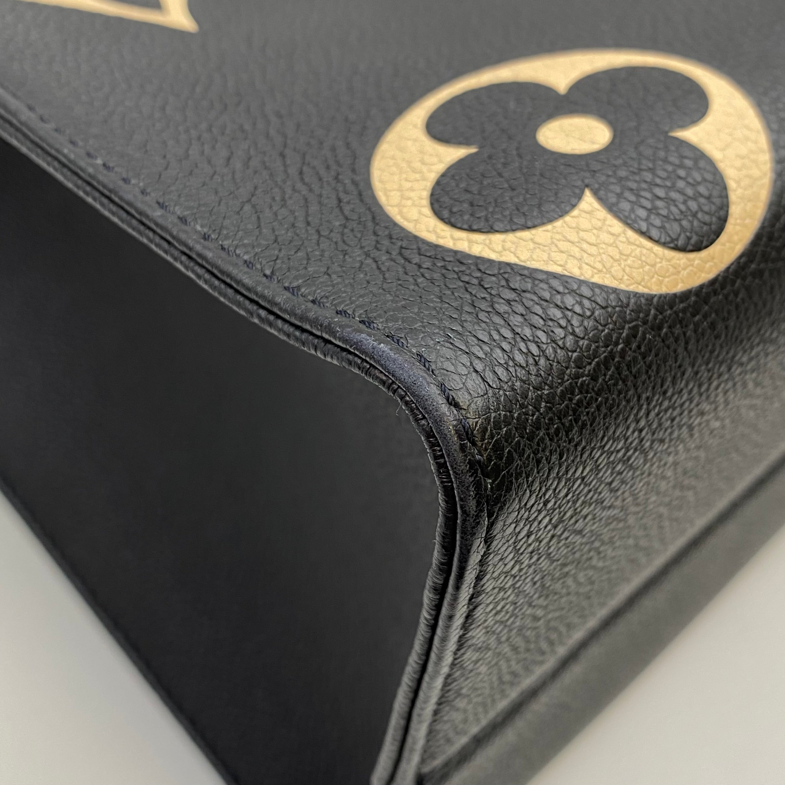 LOUIS VUITTON_（ルイヴィトン）_M45495 オンザゴーMM _ブラック/ベージュ _中古品